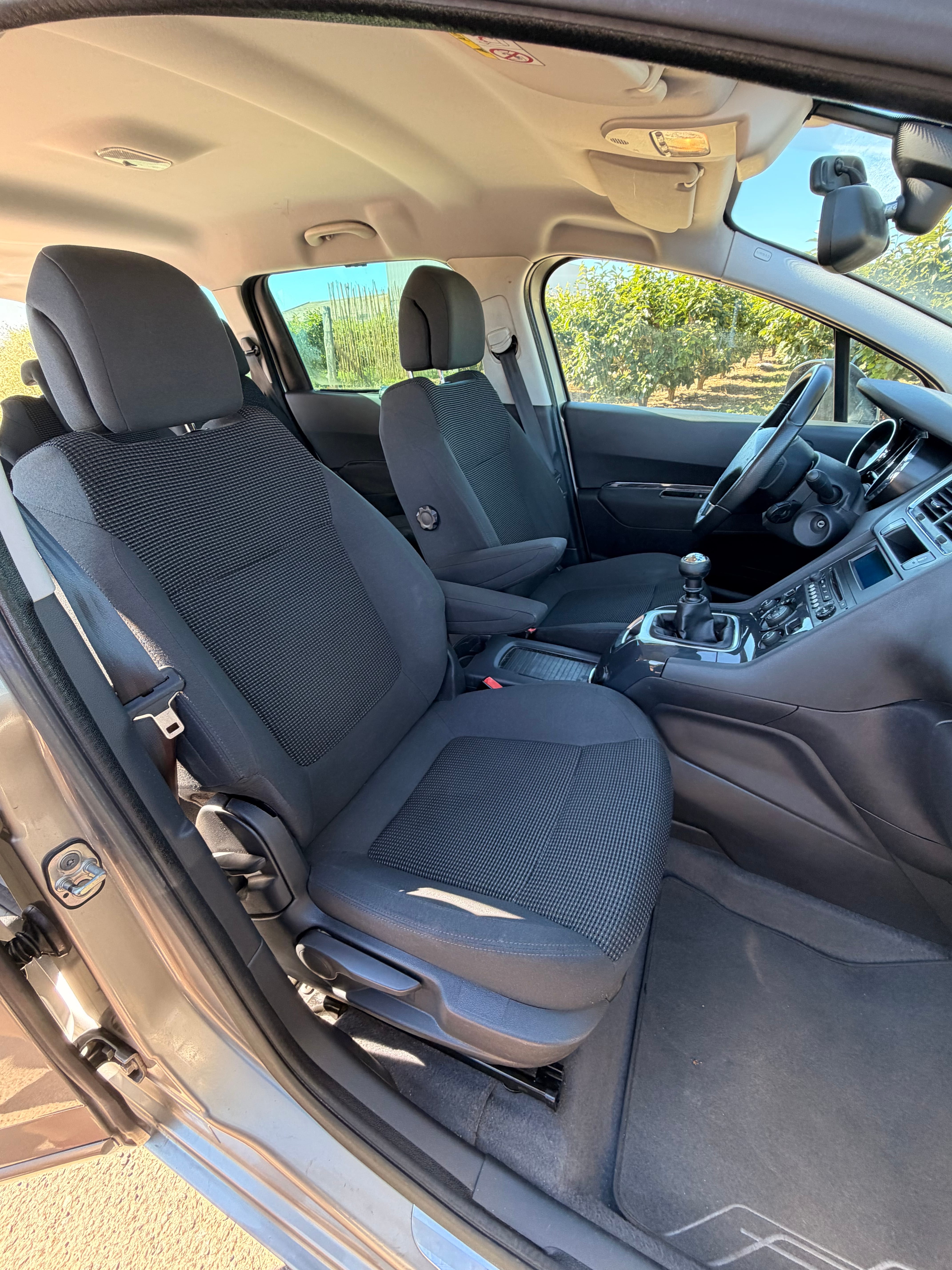 Peugeot 5008 con Control de velocidad