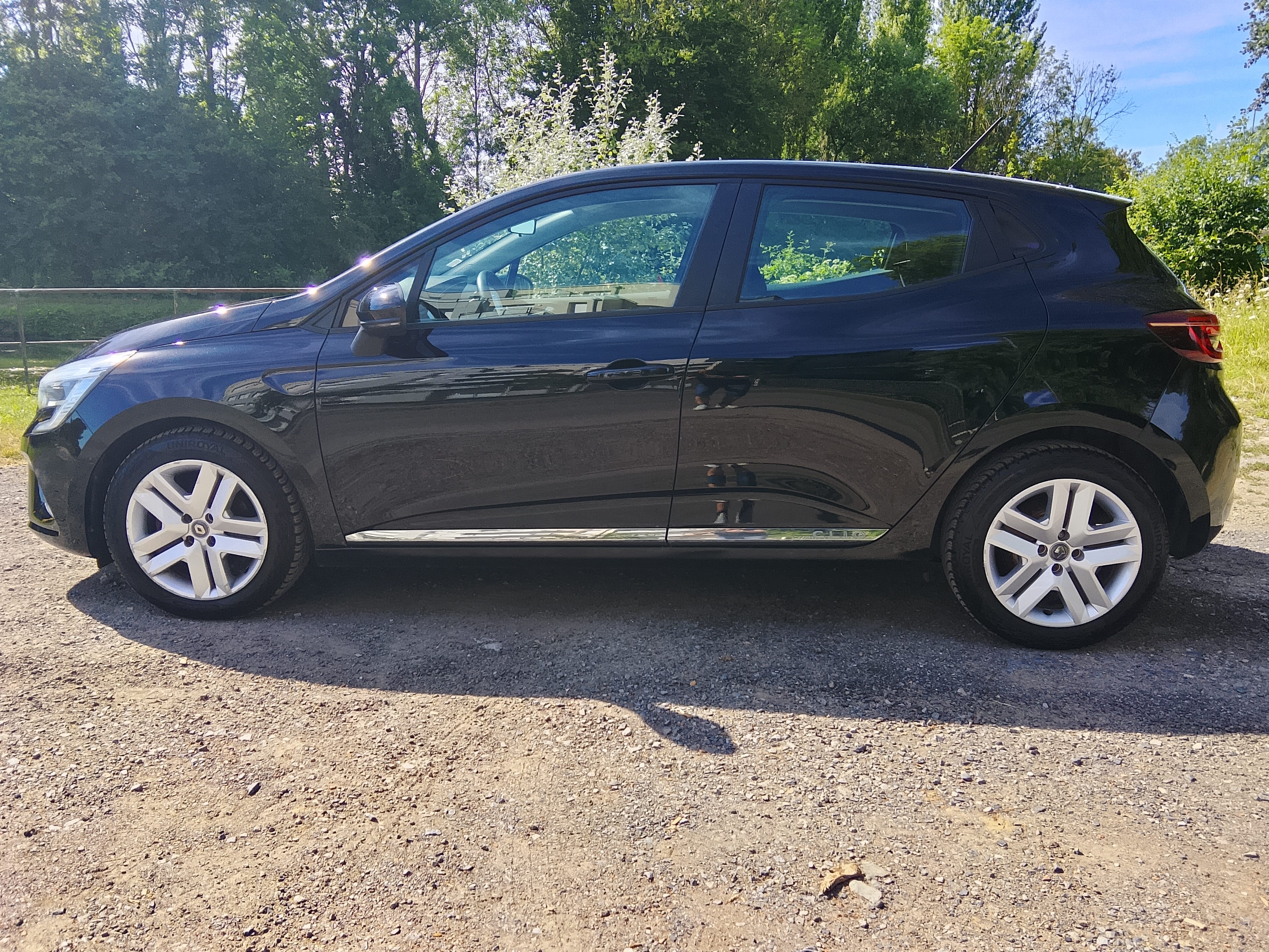 Renault Clio avec Climatisation