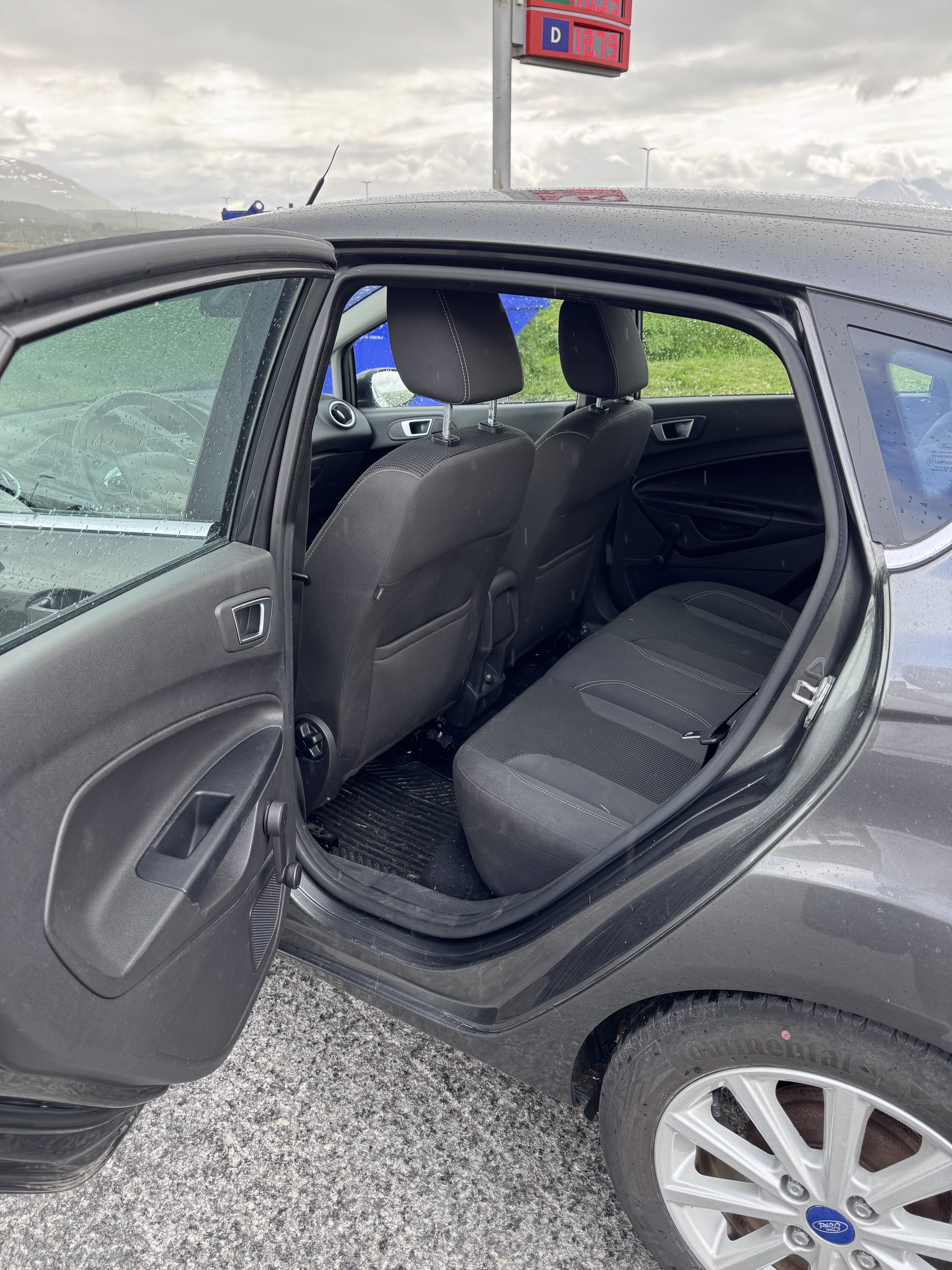 Ford Fiesta avec GPS