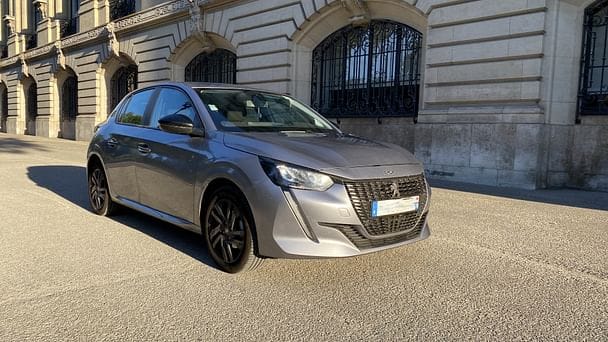 Peugeot 208 with Air conditioning