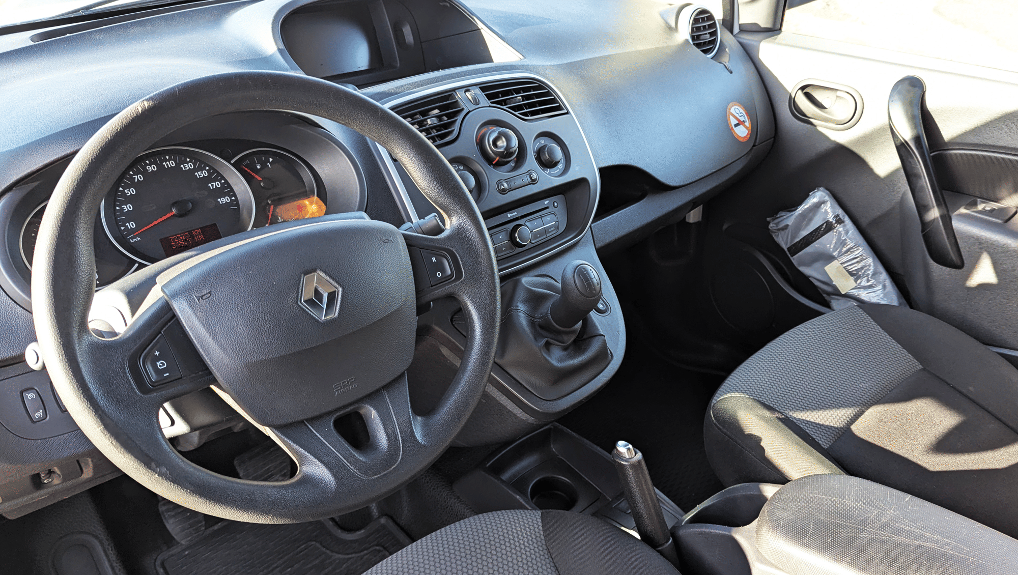 Renault Kangoo Express Kangoo MAXI (Grand Volume) – Accès 24/7 & Parking Gratuit avec Android Auto