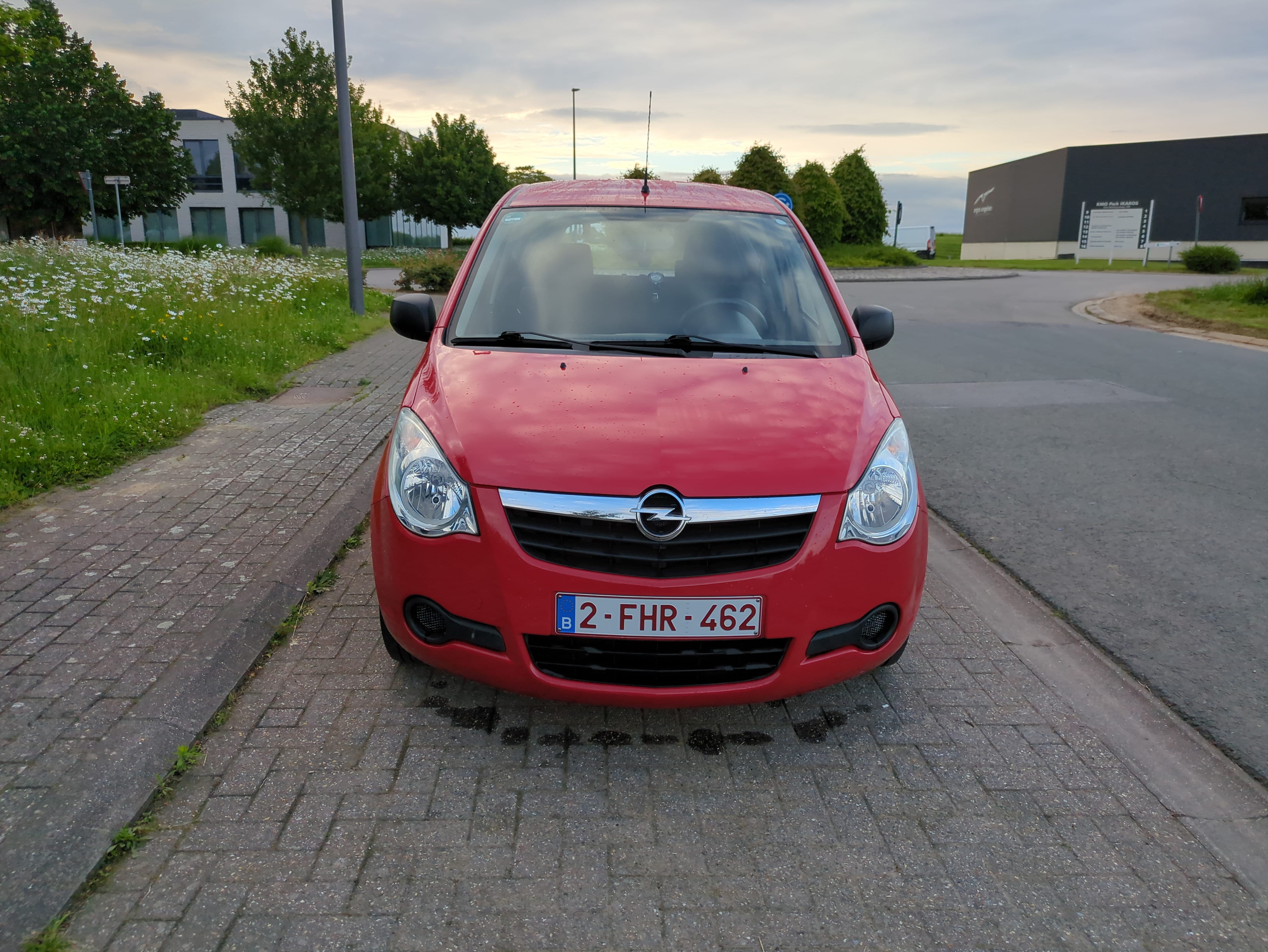 Opel Agila met Autoradio