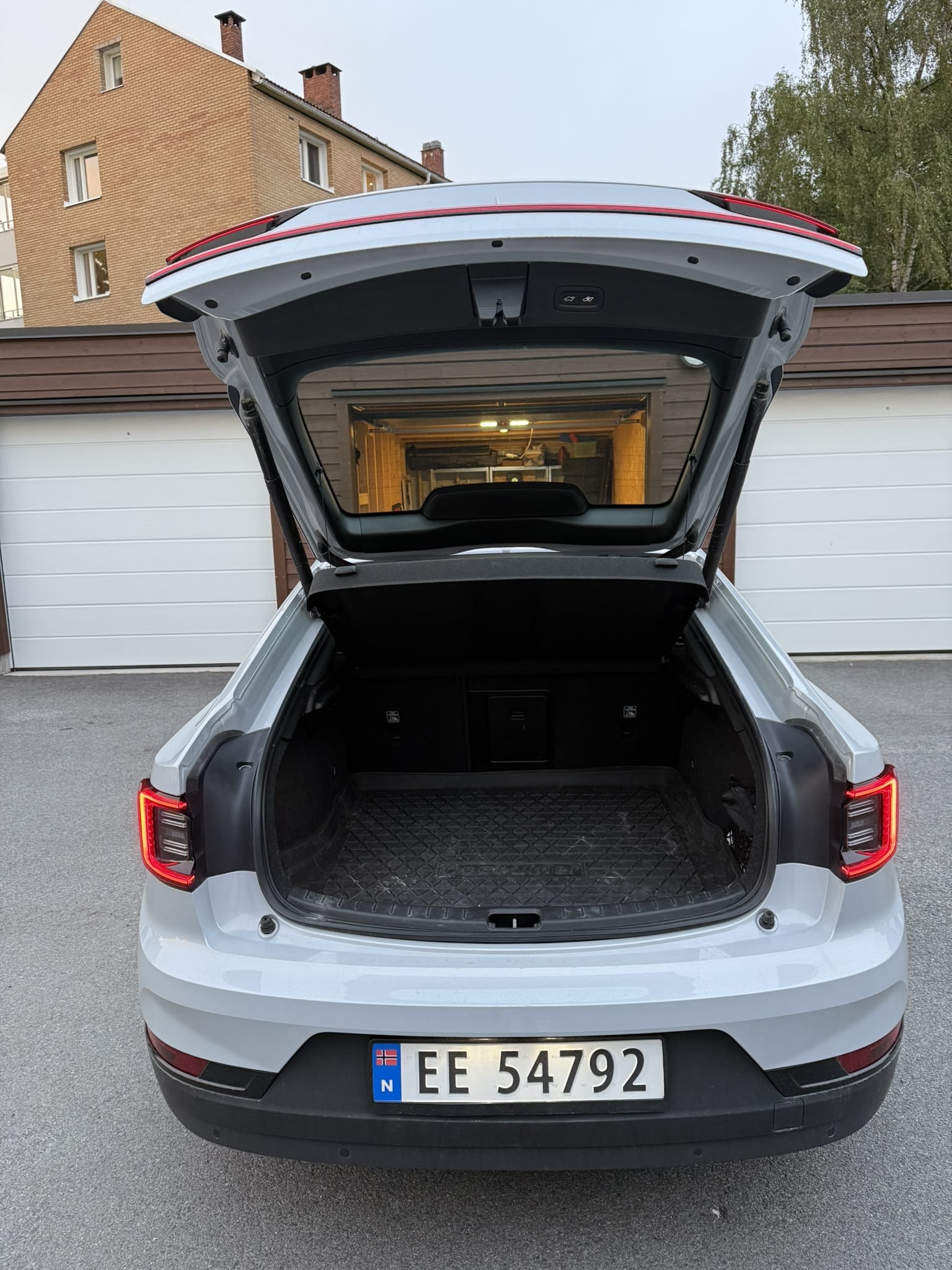 Polestar 2 Long Range Single Motor with Bluetooth audio