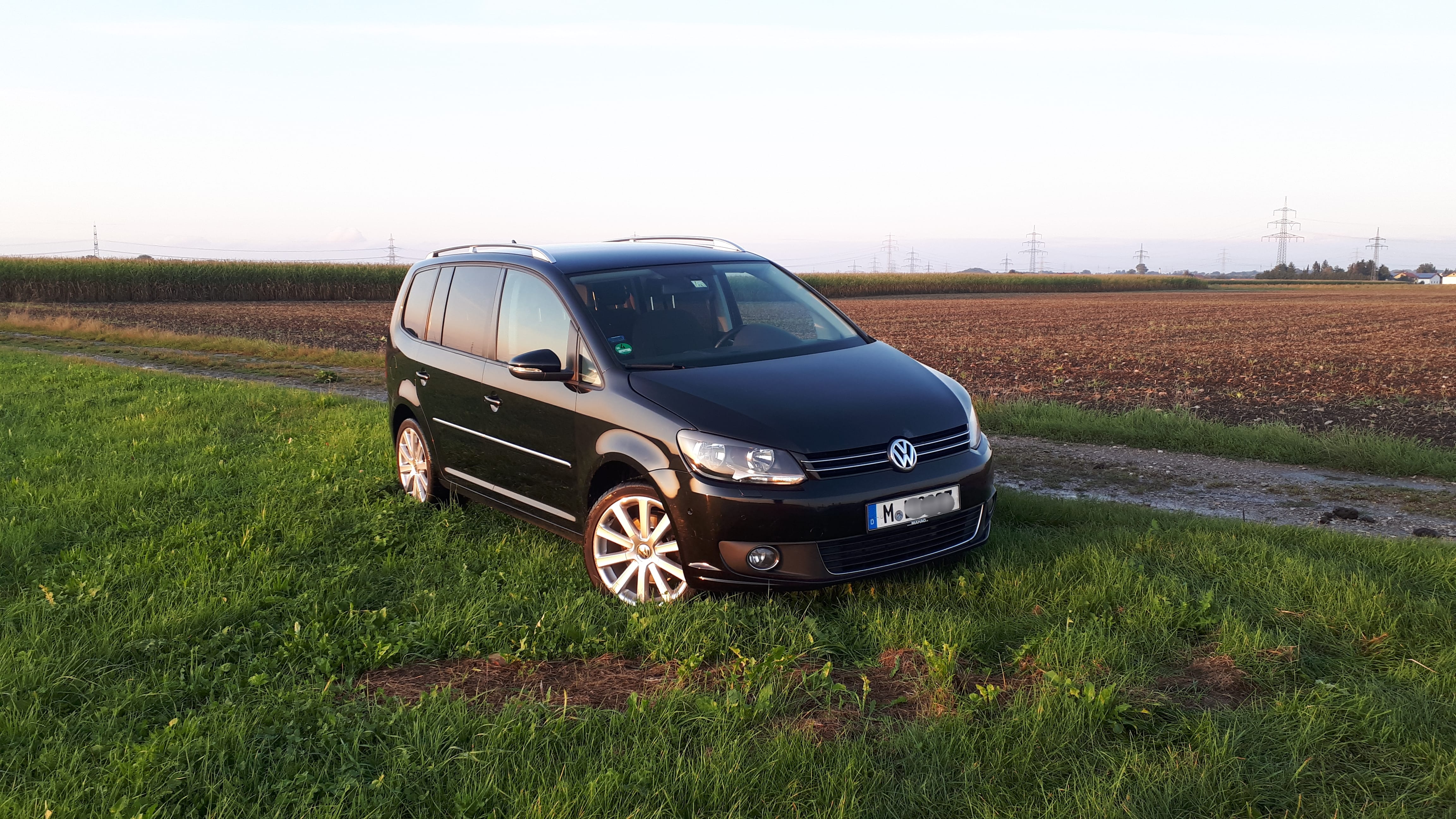 Volkswagen Touran 2.0 TDI 7 Sitzer Highline, 2011, Diesel, 7 Sitze
