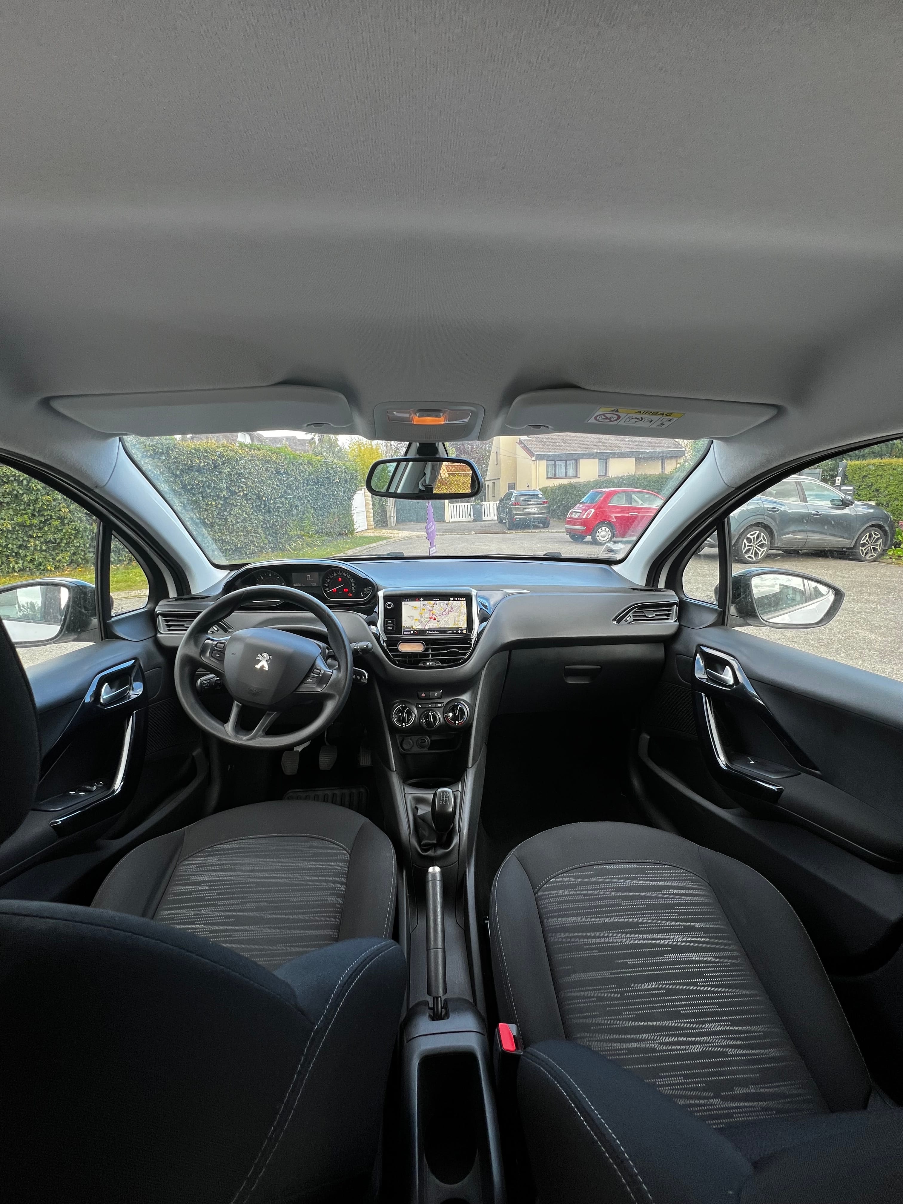 Peugeot 208 avec Régulateur de vitesse