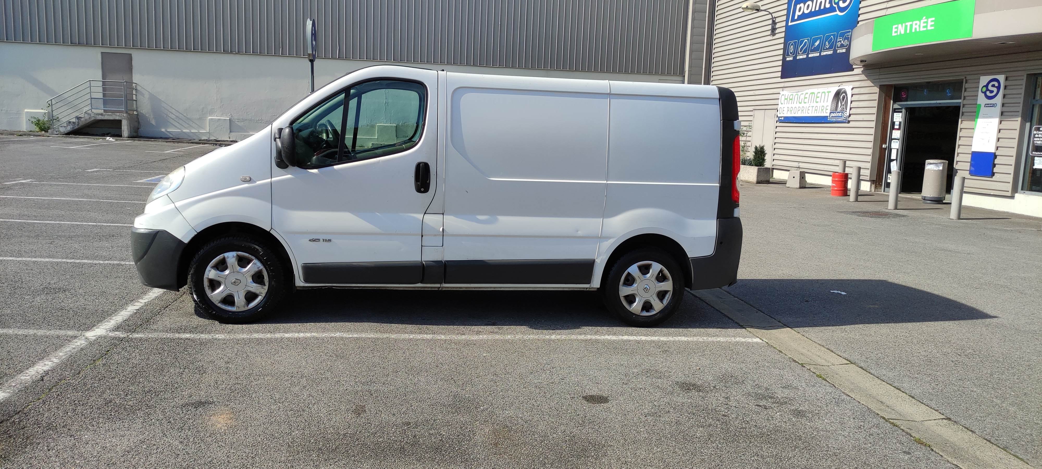 Renault Trafic L1h1 avec Climatisation