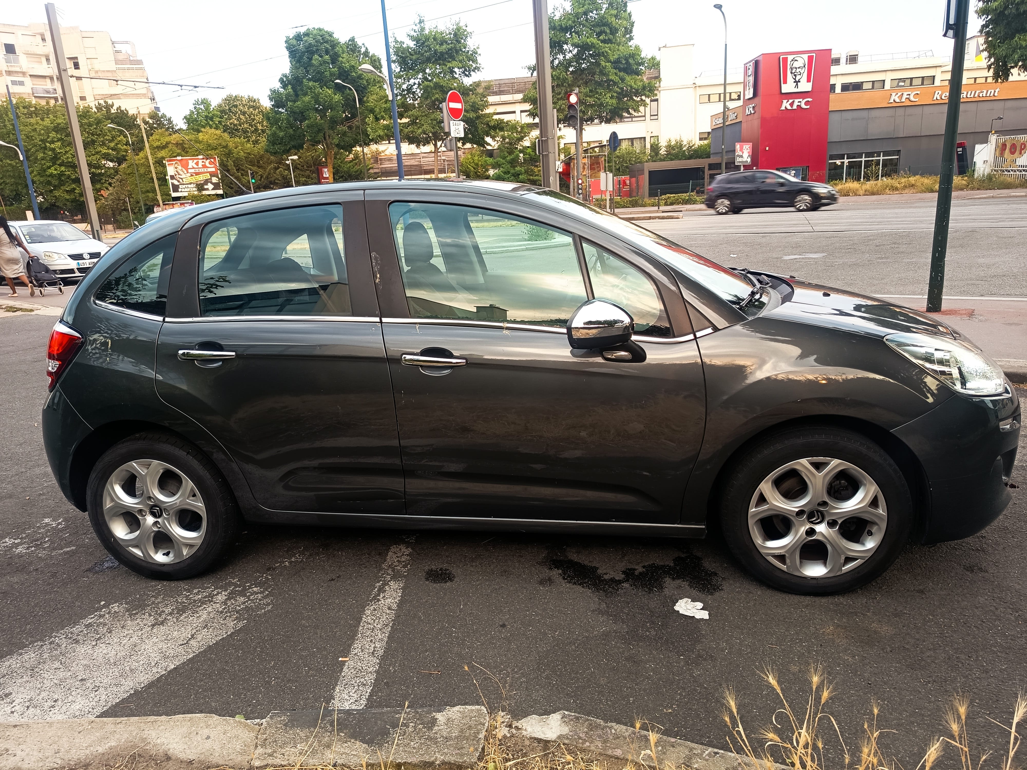 Citroen C3 1.2 avec Accessible fauteuil roulant