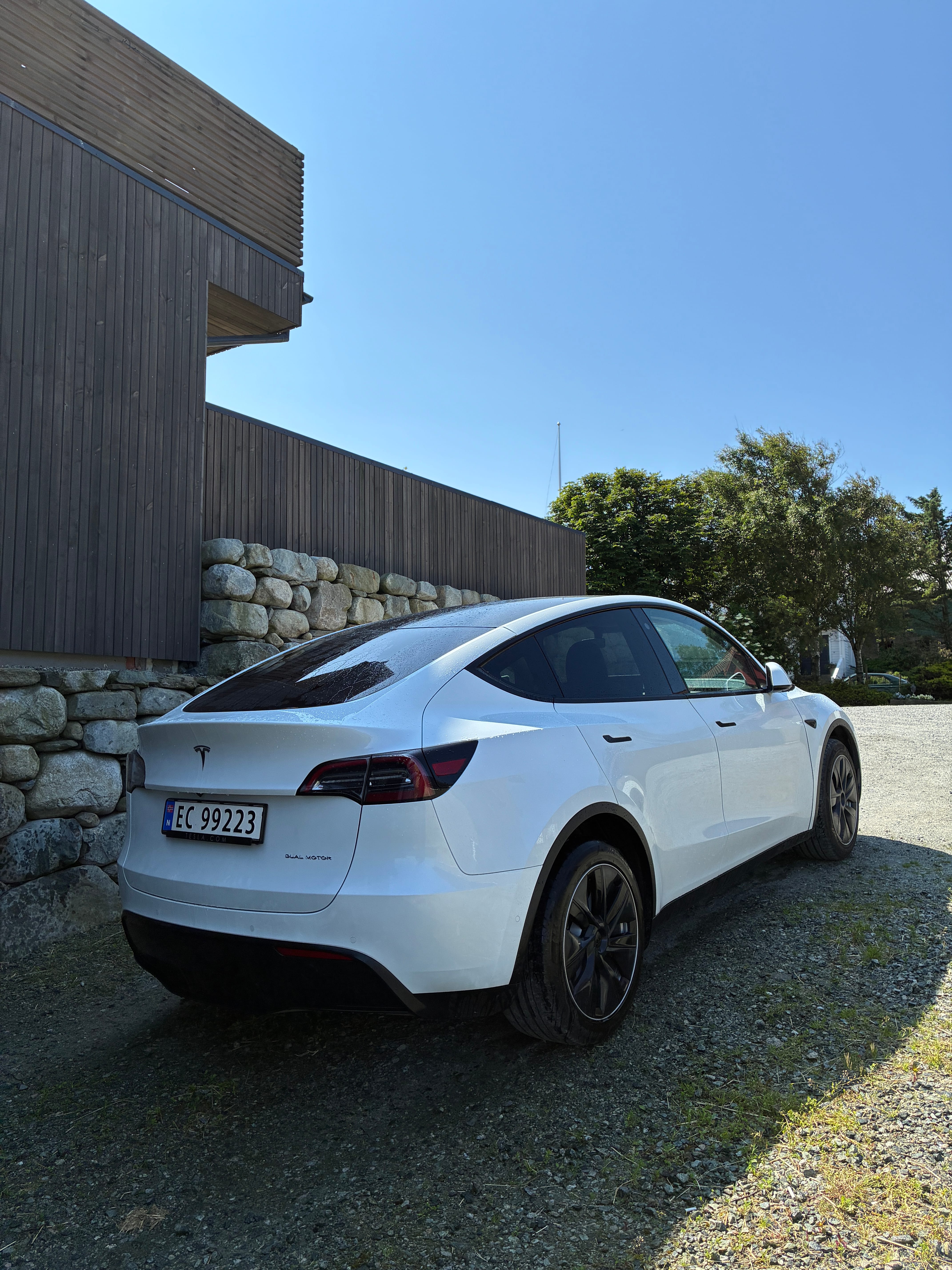 Tesla Model Y Long Range med Aircondition