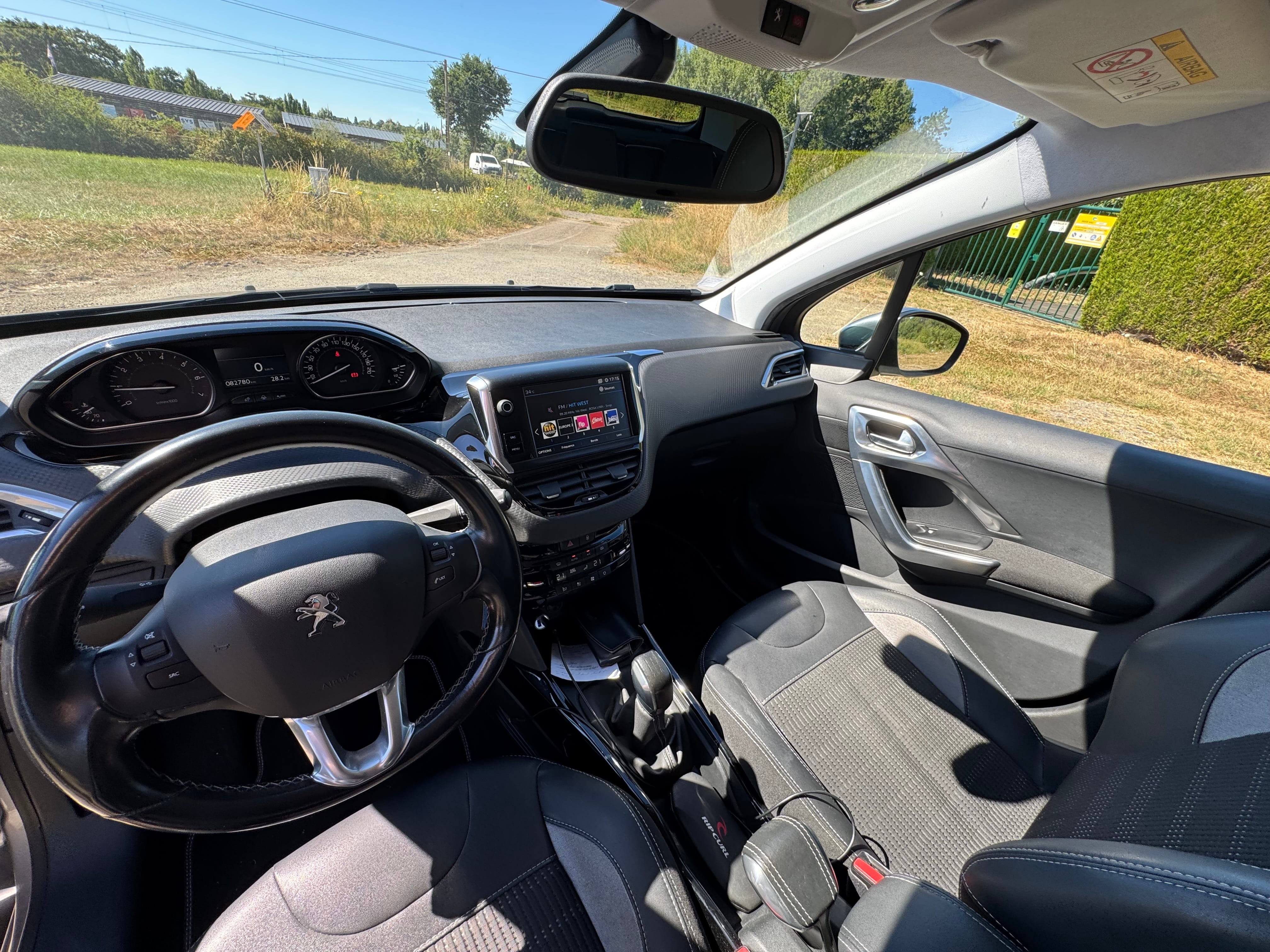 Peugeot 2008 avec GPS