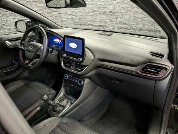 Ford Puma avec Régulateur de vitesse