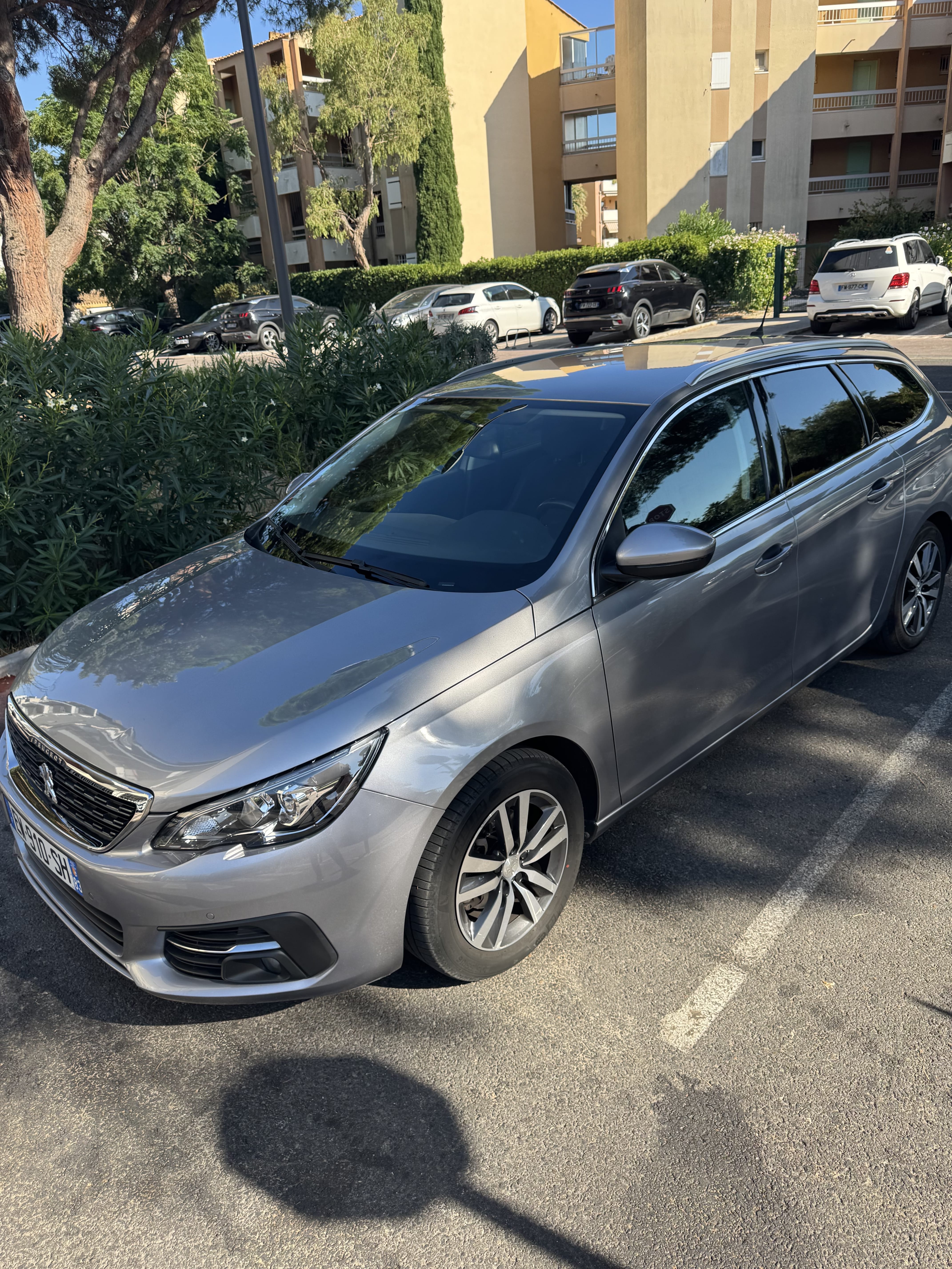 Peugeot 308 SW, 2018, Essence 95, automatique