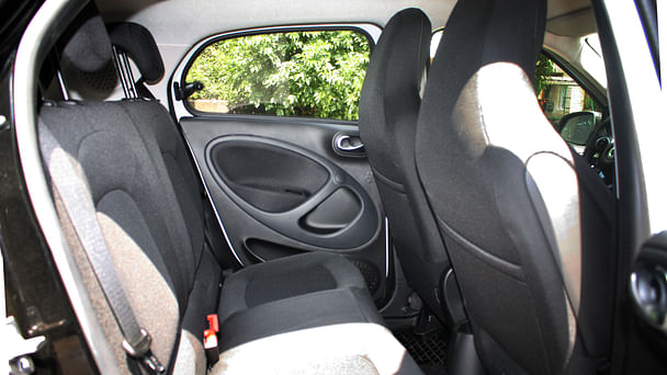 Smart Forfour EQ mit Winterreifen
