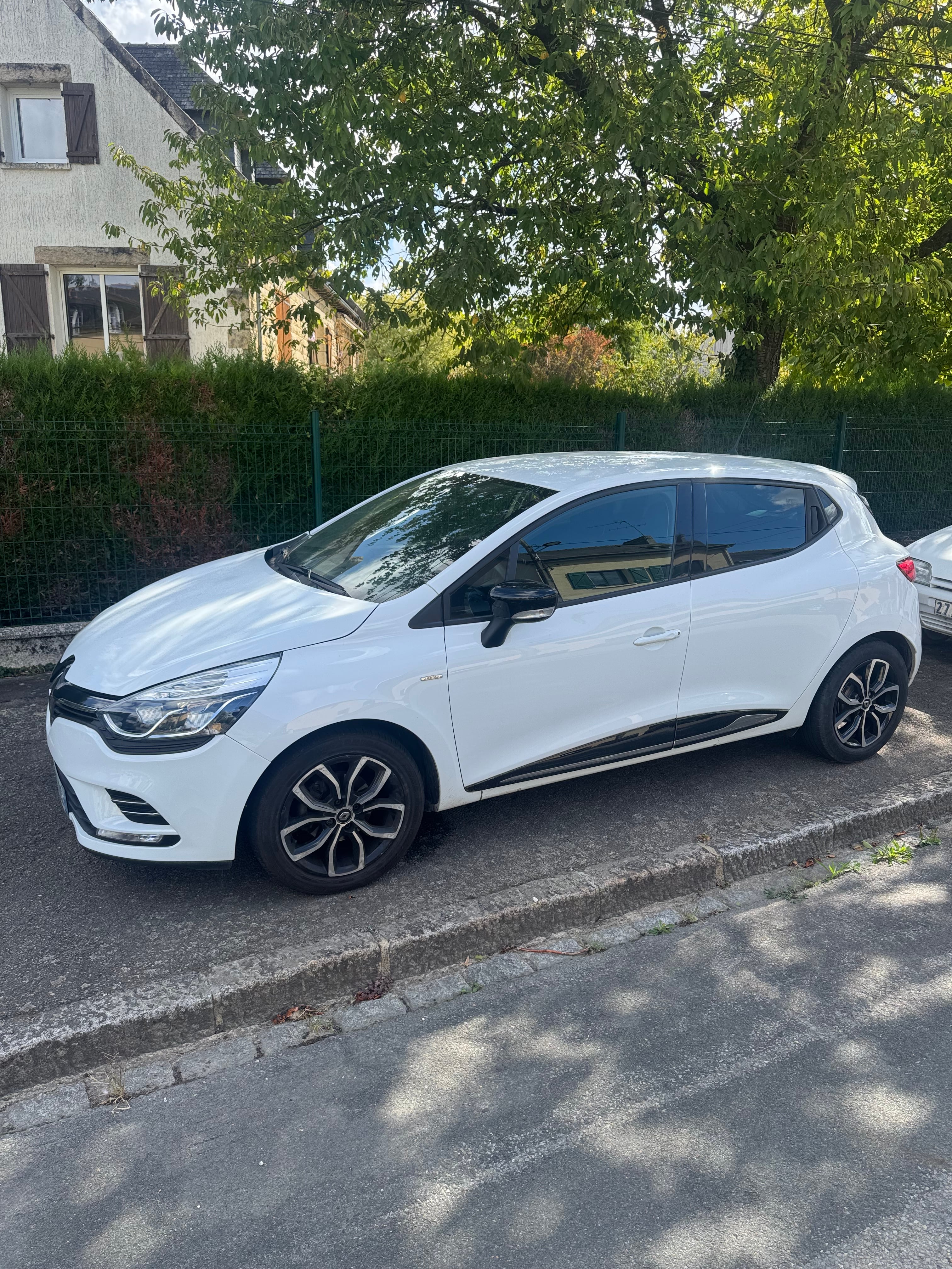 Renault Clio avec Audio Bluetooth