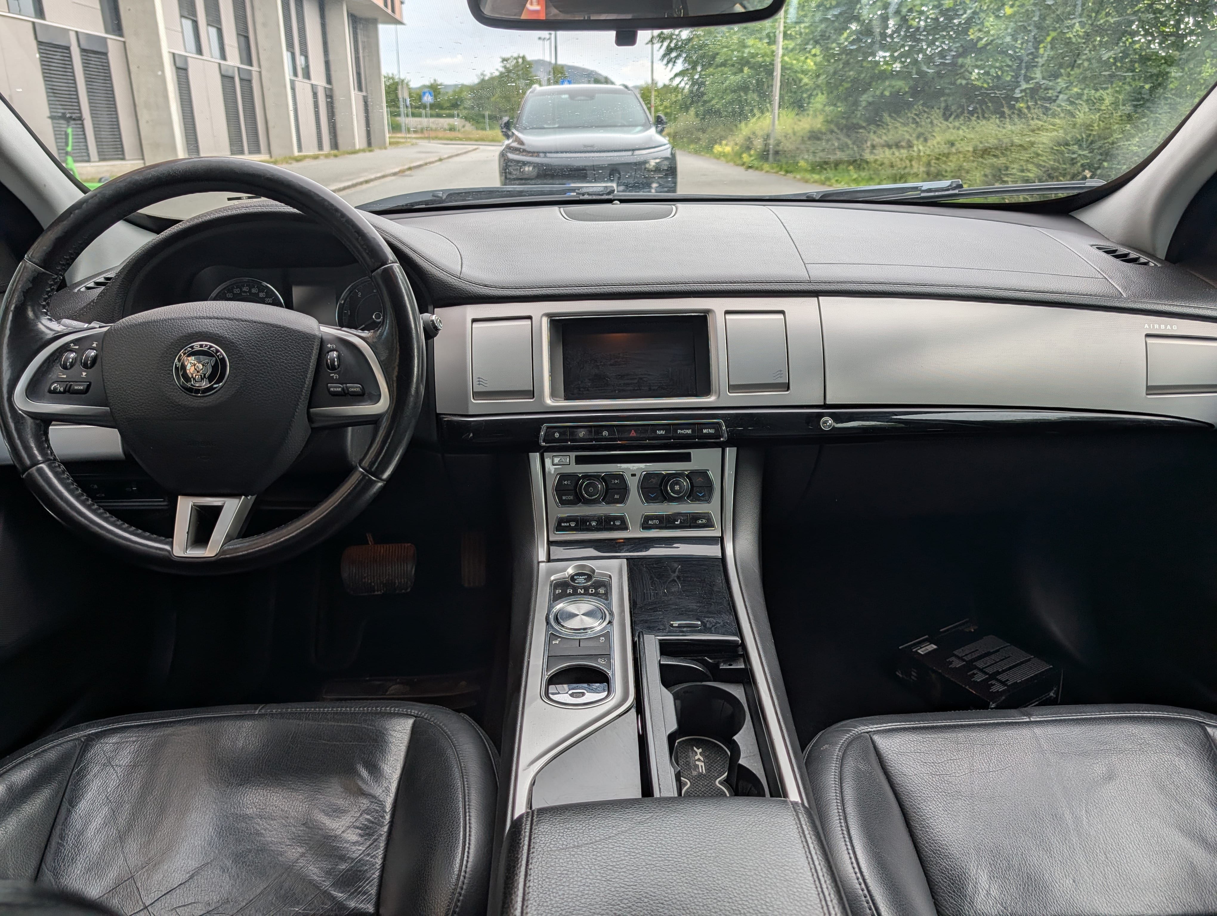Jaguar XF med GPS
