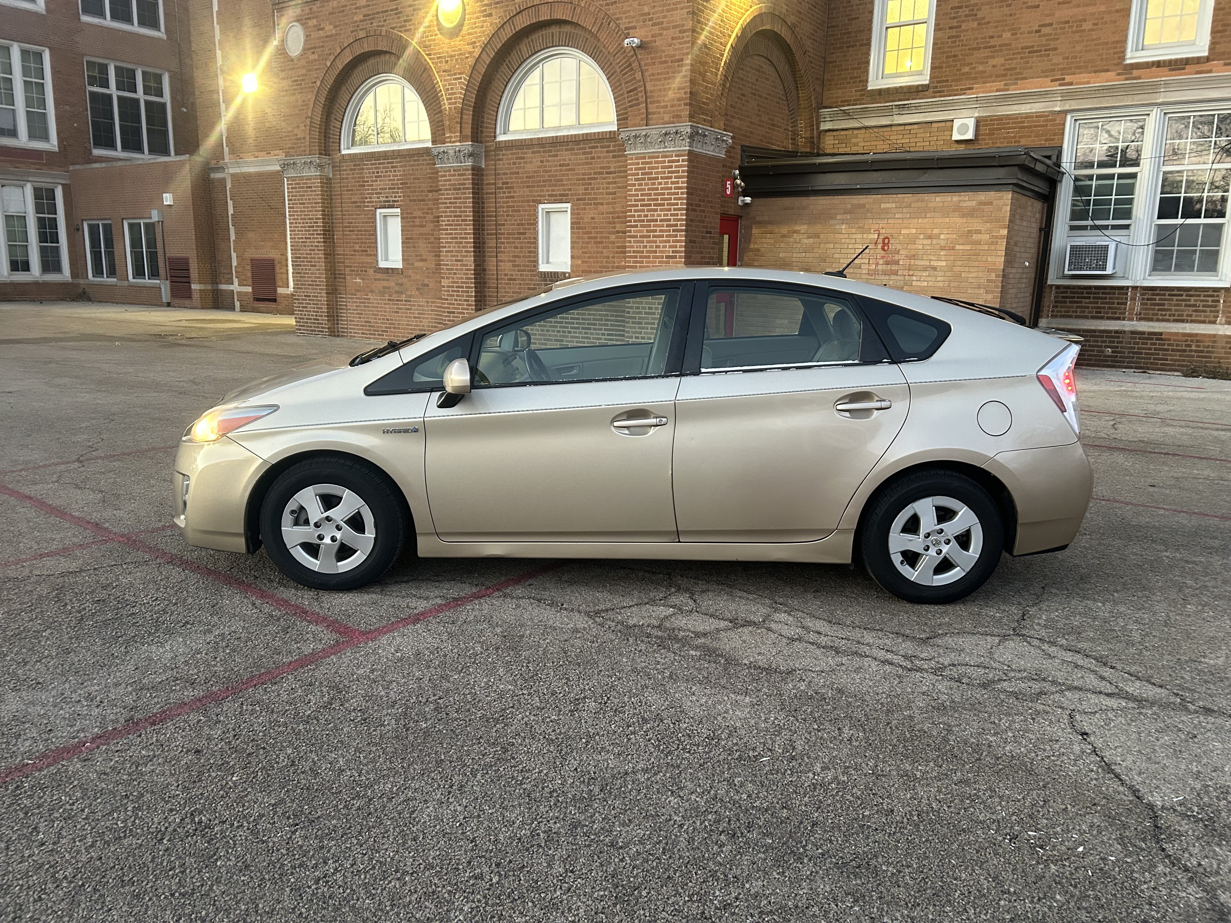 Toyota Prius Hybrid with Air conditioning
