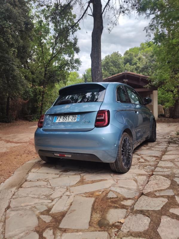 Fiat 500e avec Caméra de recul