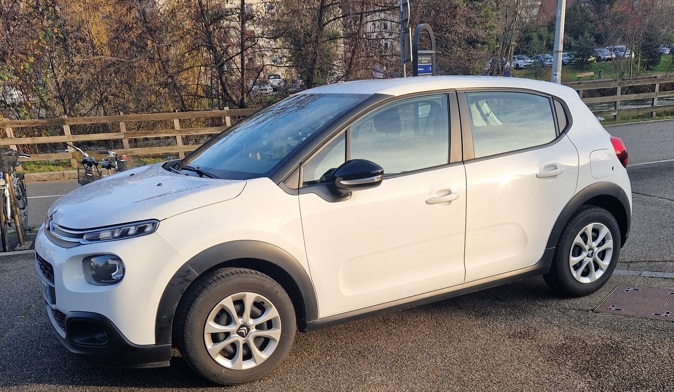 Citroen C3 Essence 110cv avec Climatisation