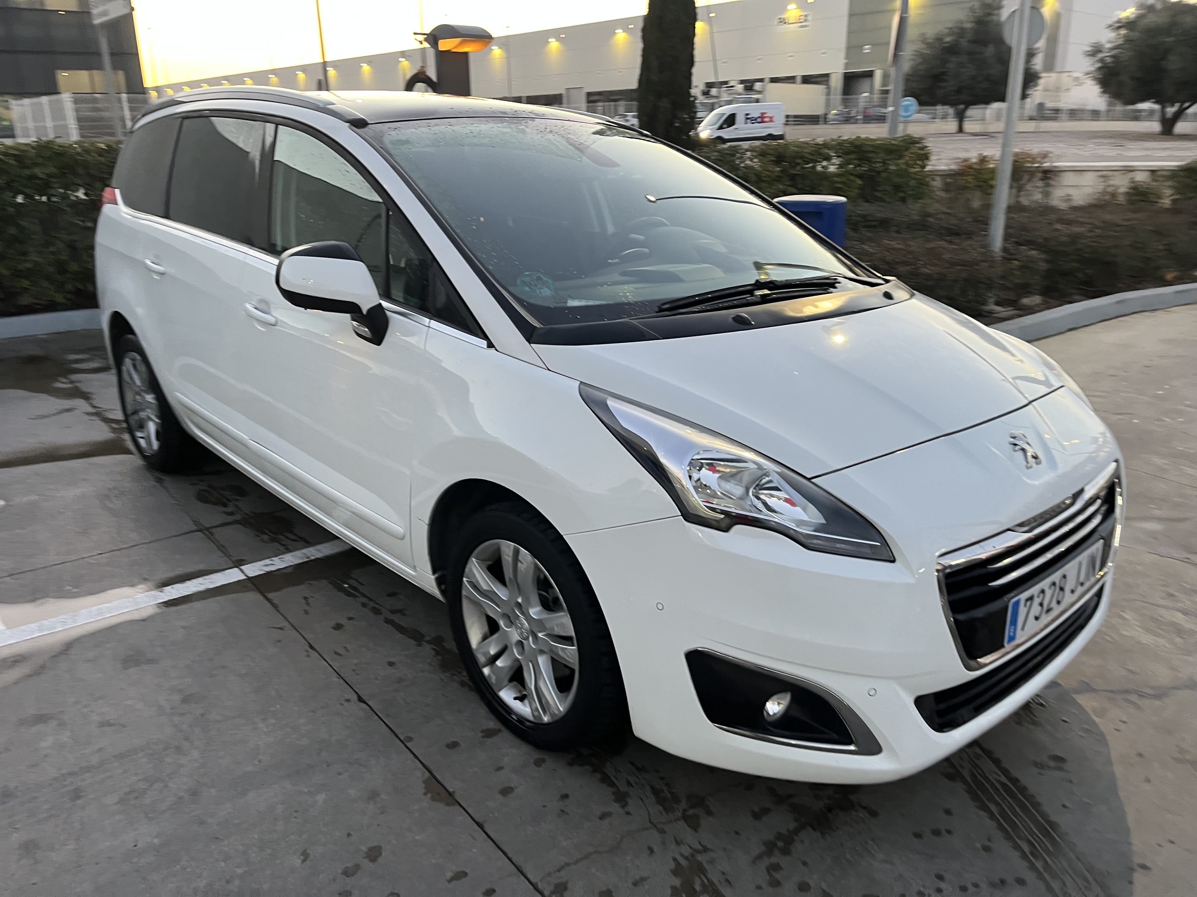 Peugeot 5008, 2015, Diesel, 7 plazas