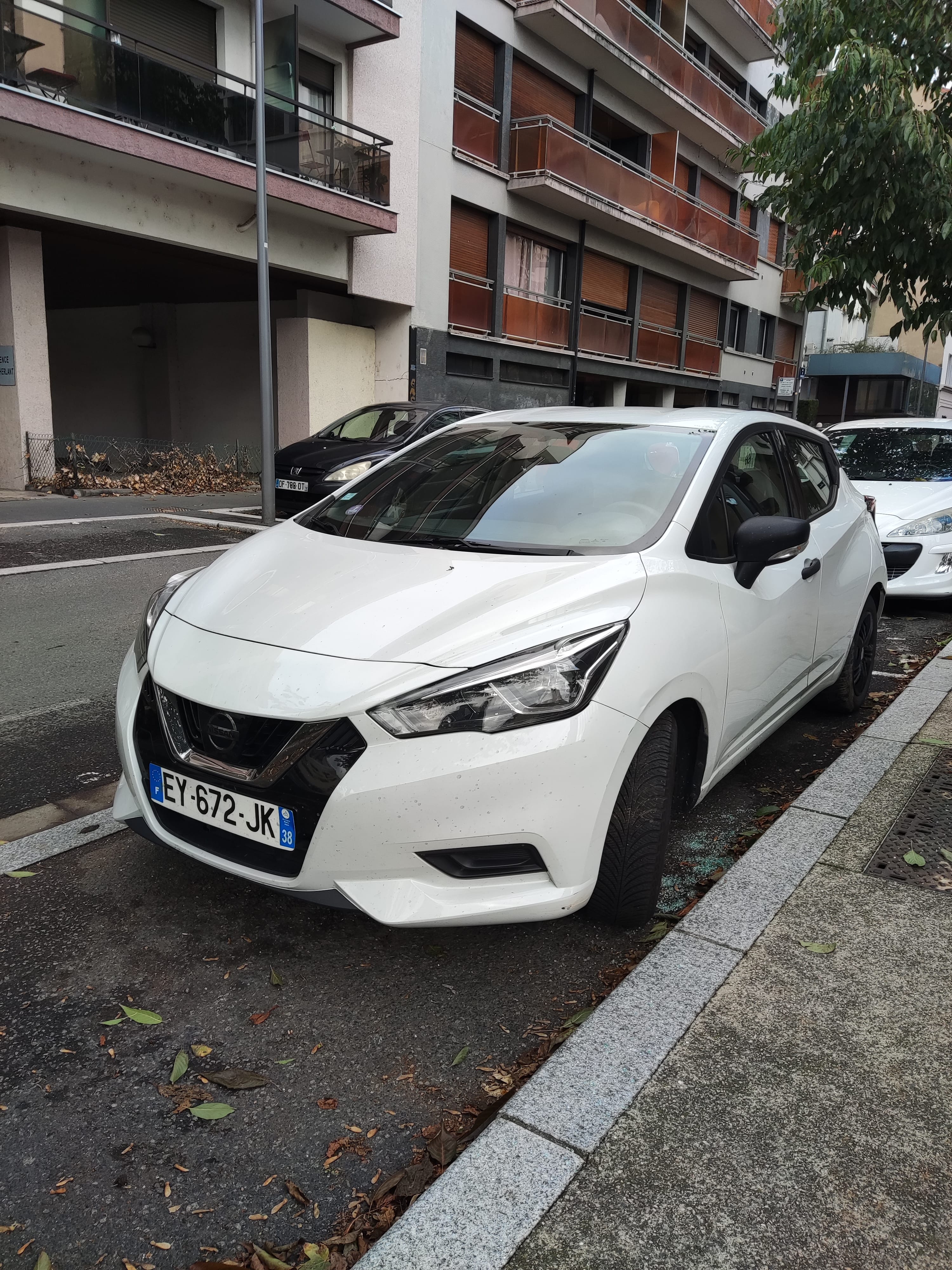Nissan Micra, 2018, Essence 95
