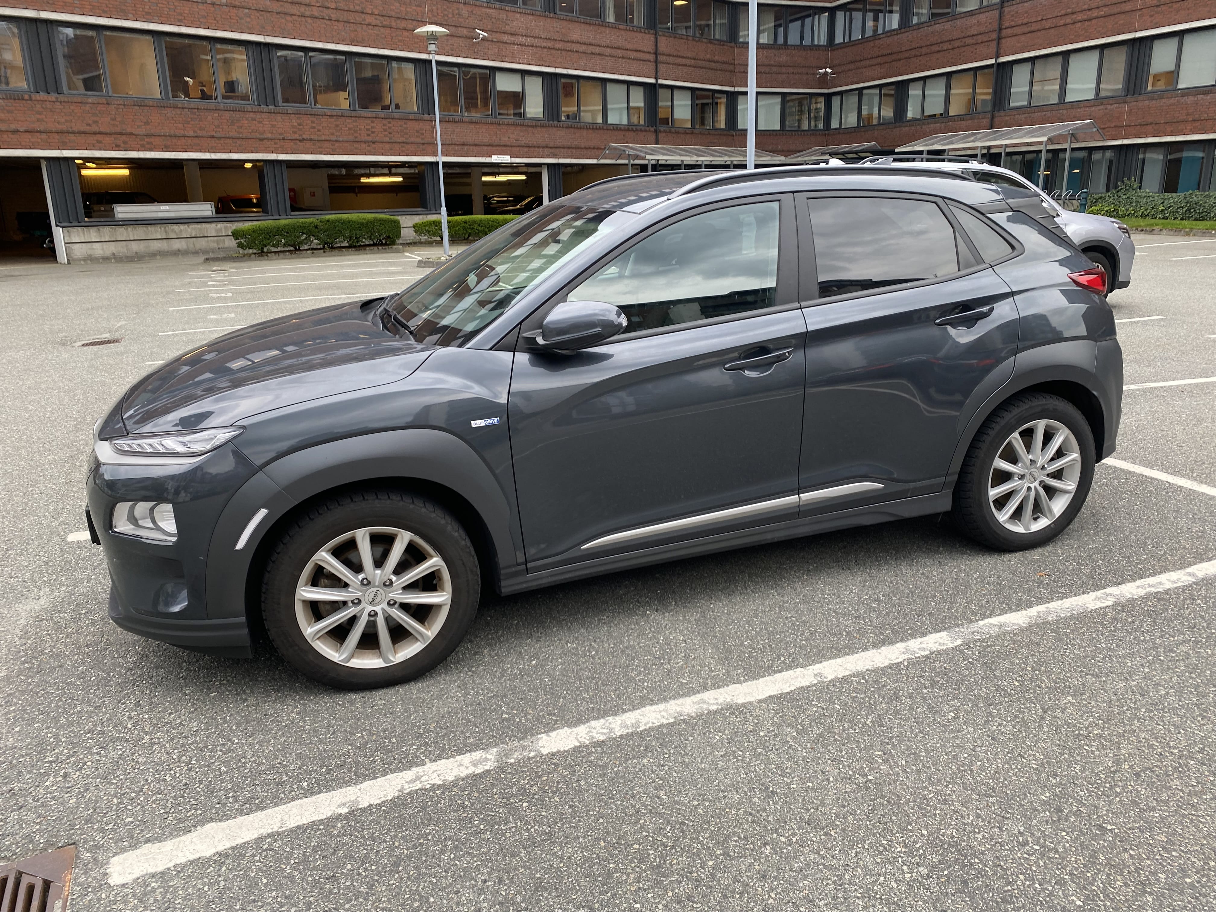 Hyundai Kona Elektrisk - Automat with Air conditioning
