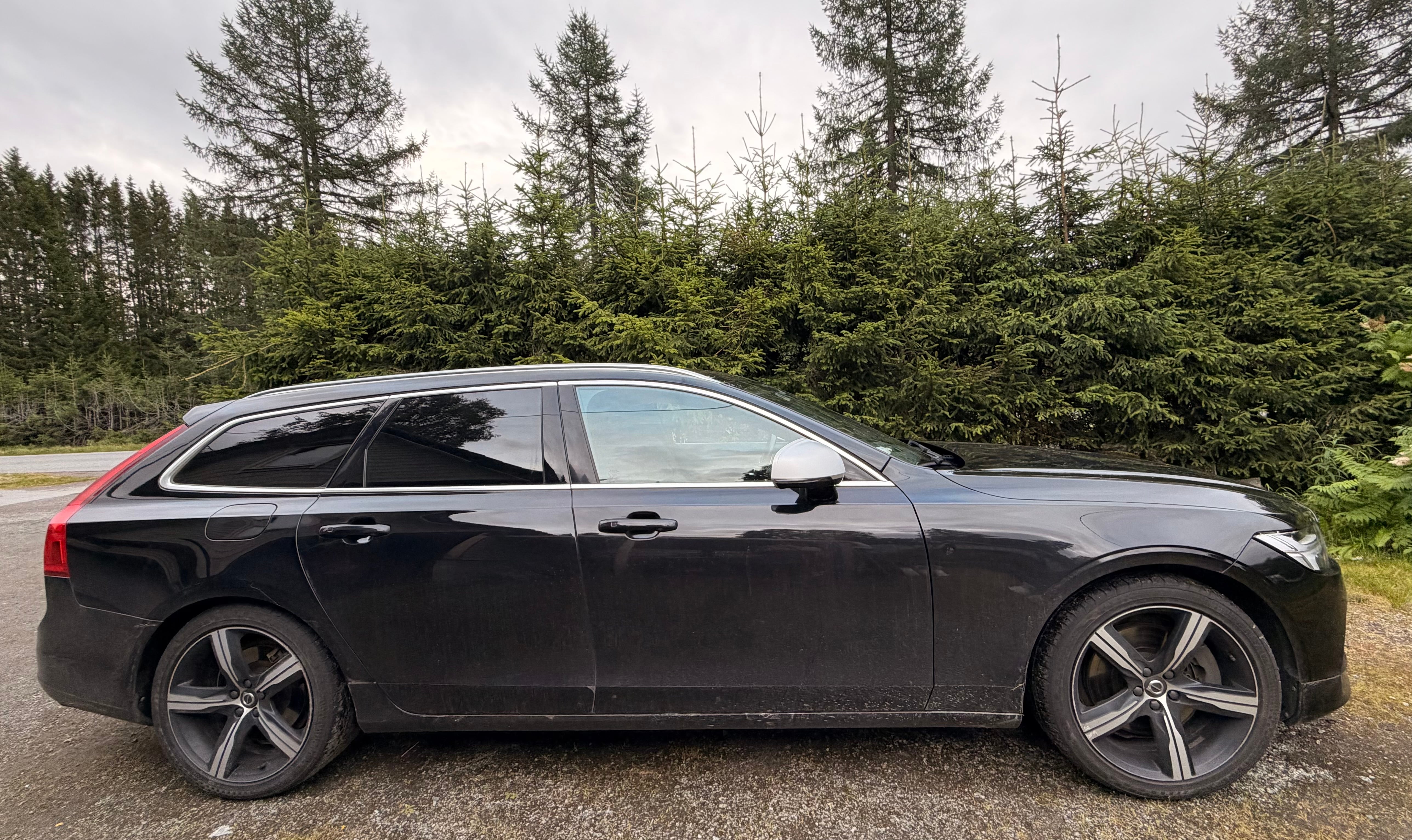 Volvo V90 T8 Twin Engine med Aircondition