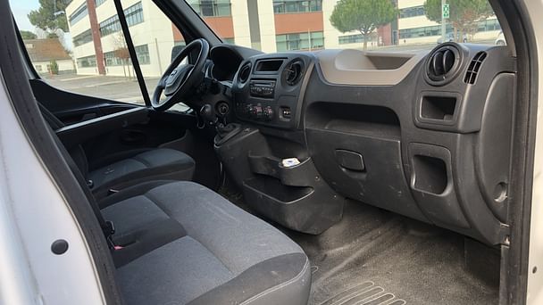 Nissan NV400 (Réf CP094) L2H2 GRAND CONFORT 2.3 dci 125 ch Pessac / Canéjan