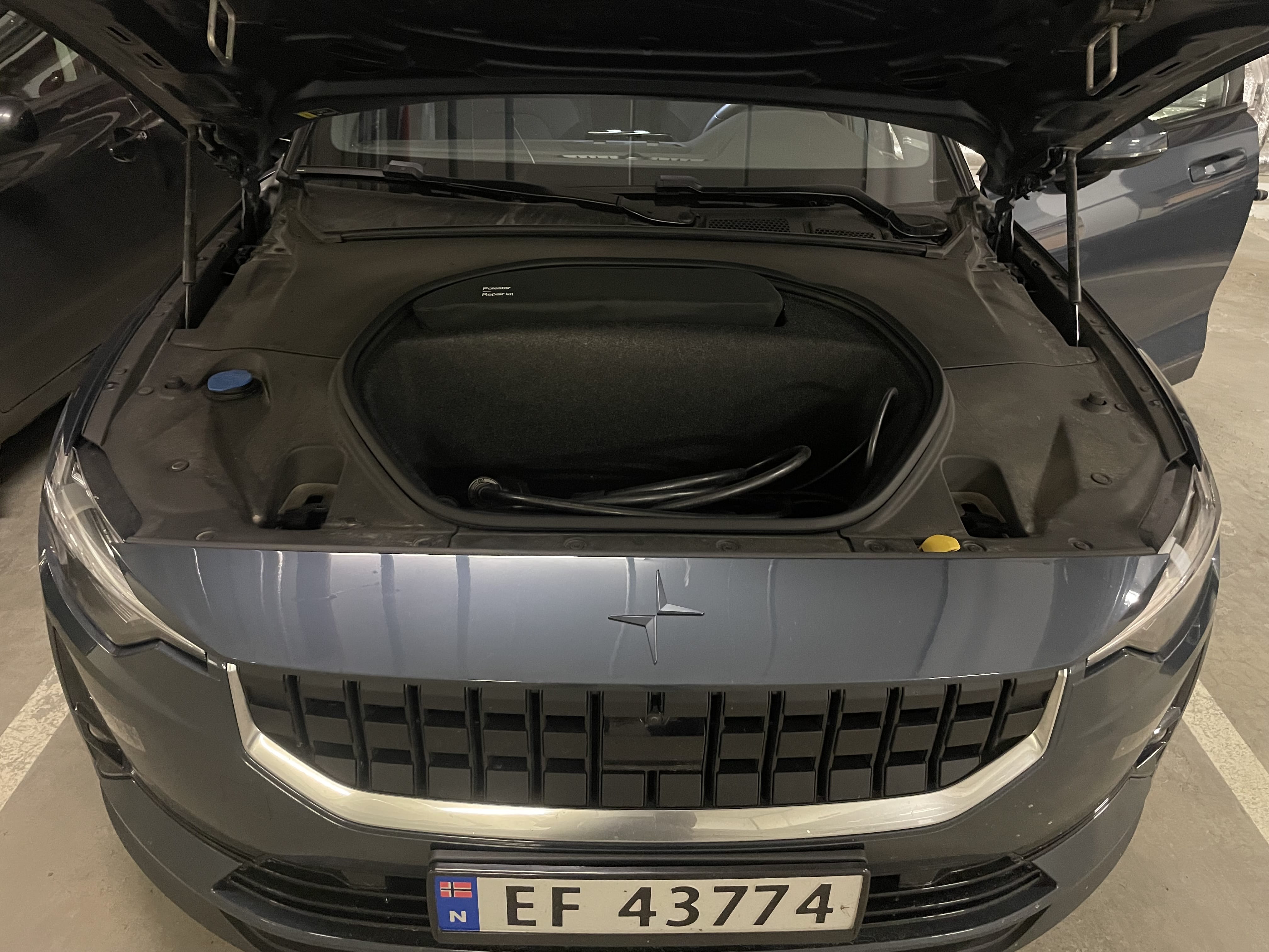 Polestar  2 Standard Range Single Motor with Android Auto