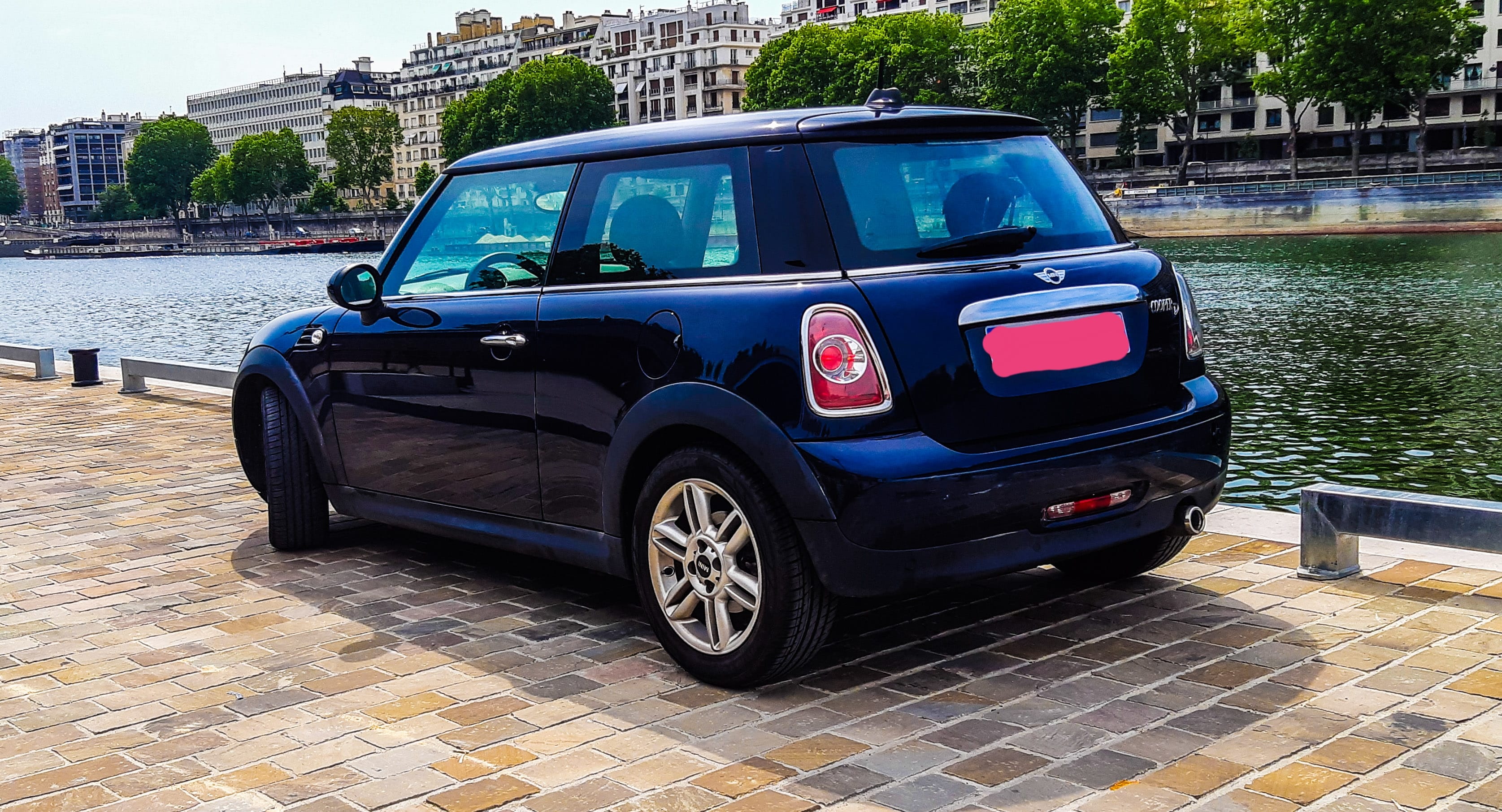 Mini Cooper 3 portes (CN824) D 112ch (Regulateur, Clim Auto, GPS, USB, AUX, ecran LCD, ...)  #bu avec GPS