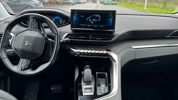 Peugeot 3008 avec GPS