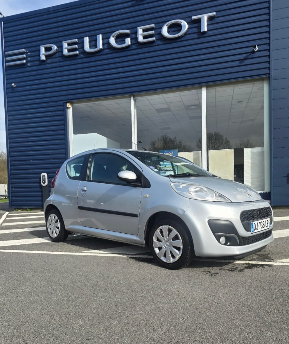 Peugeot 107 1.0 avec Climatisation
