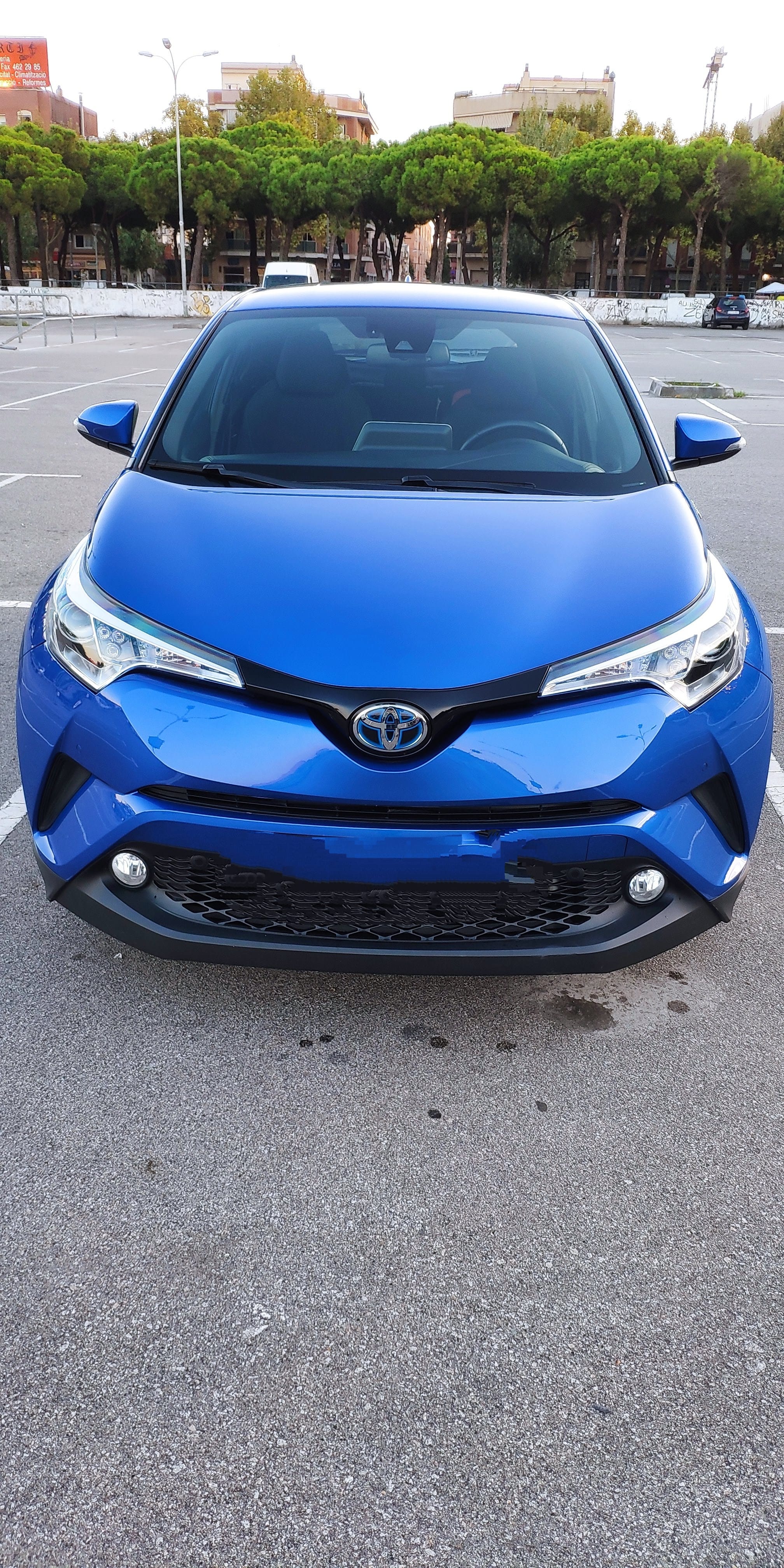 Toyota C-HR, 2019, Gasolina 95 / Eléctrico (híbrido), Automático