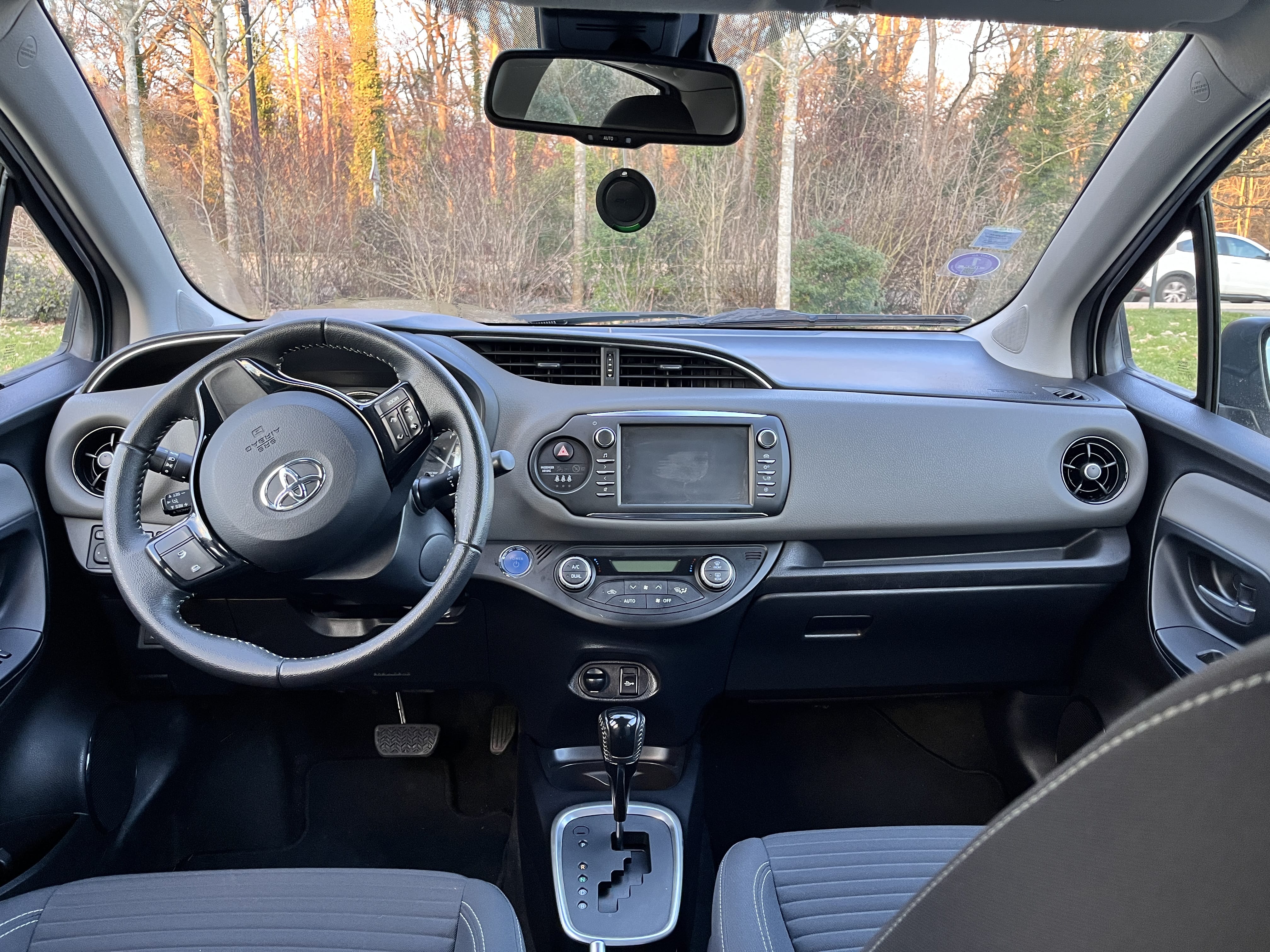 Toyota Yaris Hybride avec Audio Bluetooth