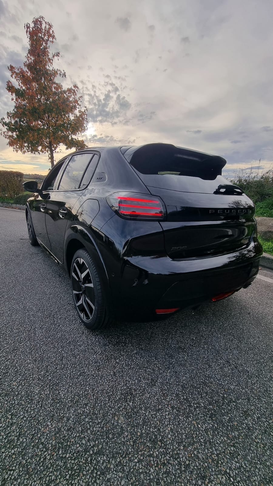 Peugeot 208 GT Line avec Apple CarPlay