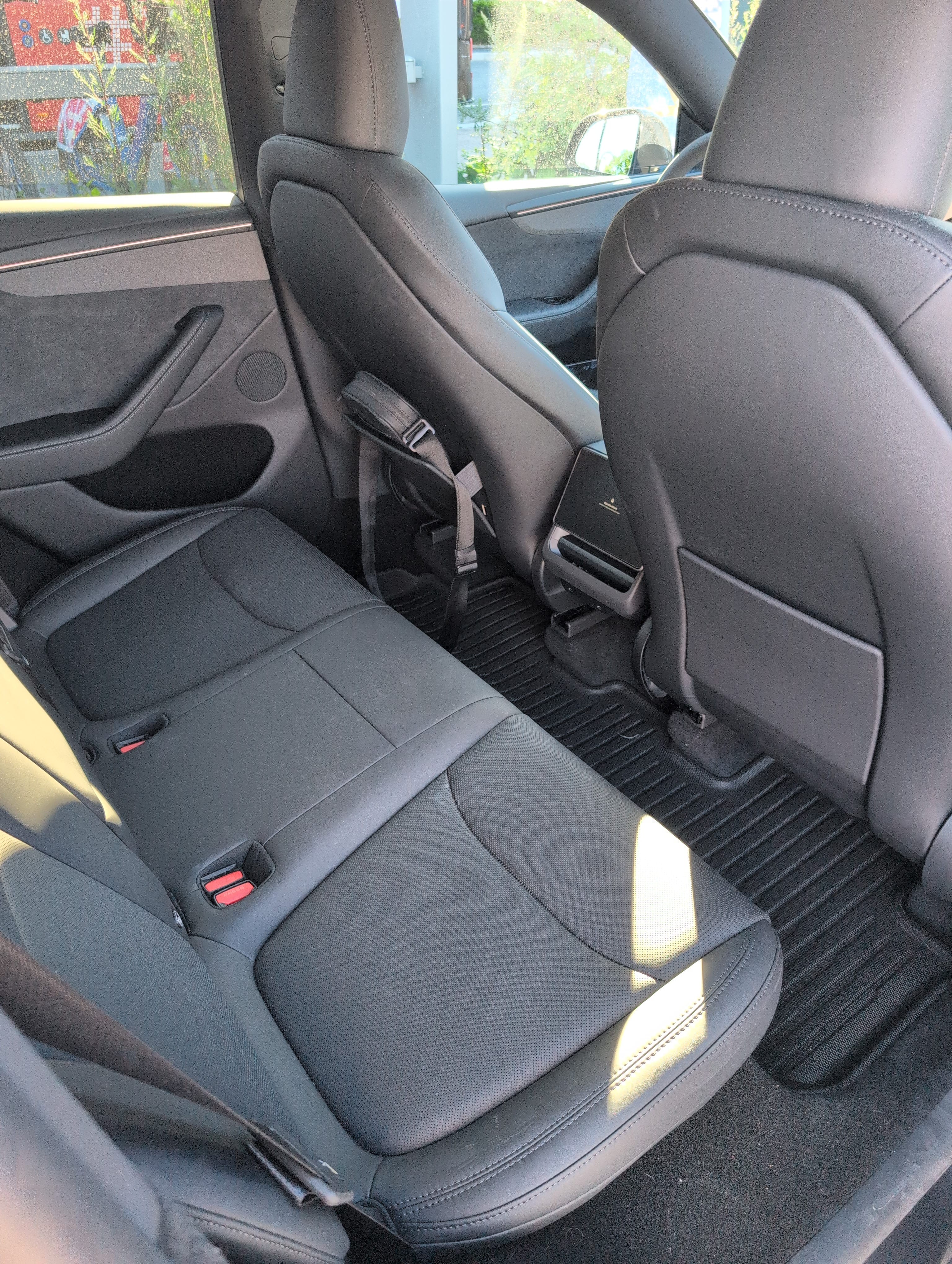 Tesla Model Y Long Range mit Tempomat