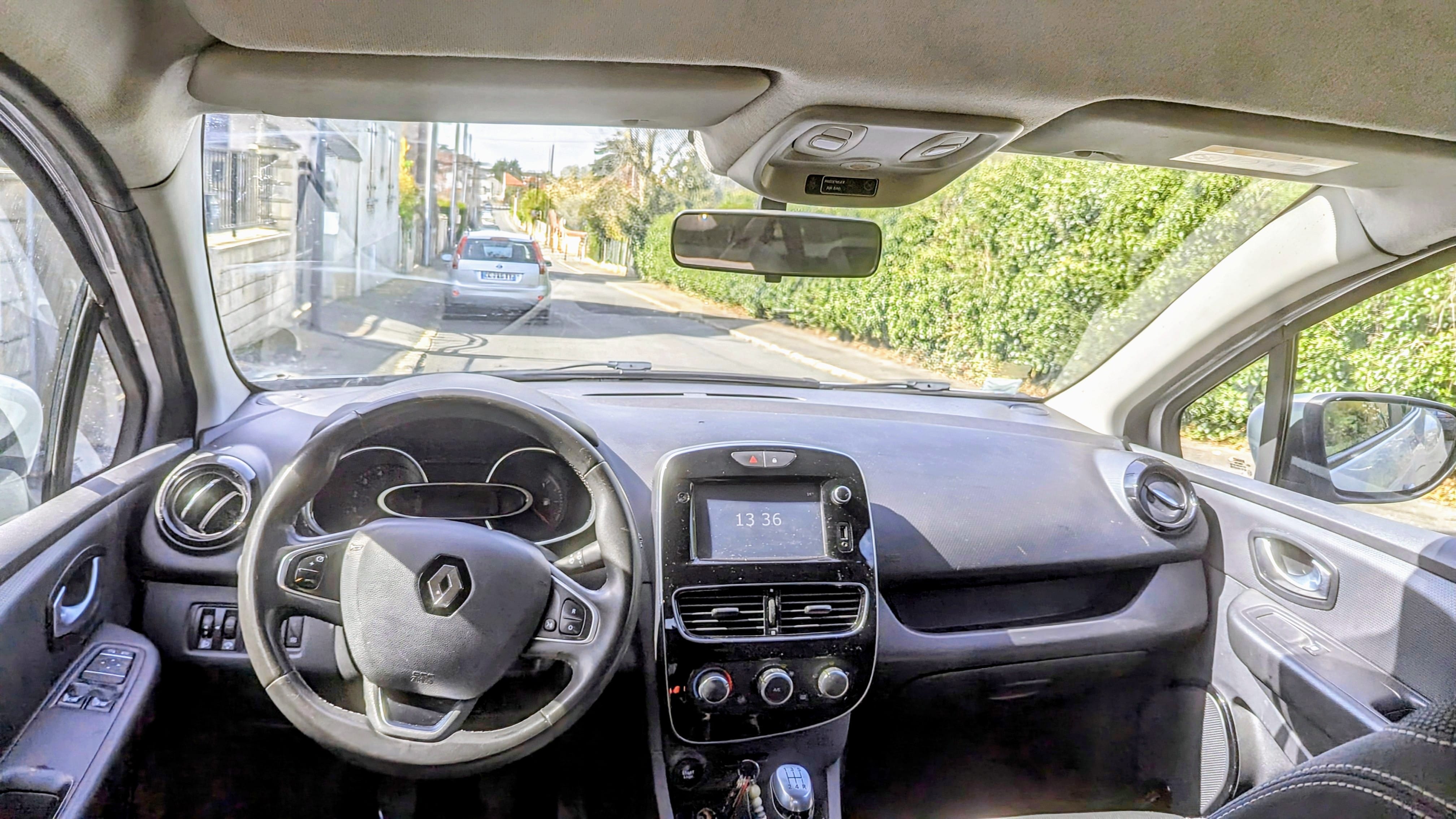 Renault Clio avec GPS
