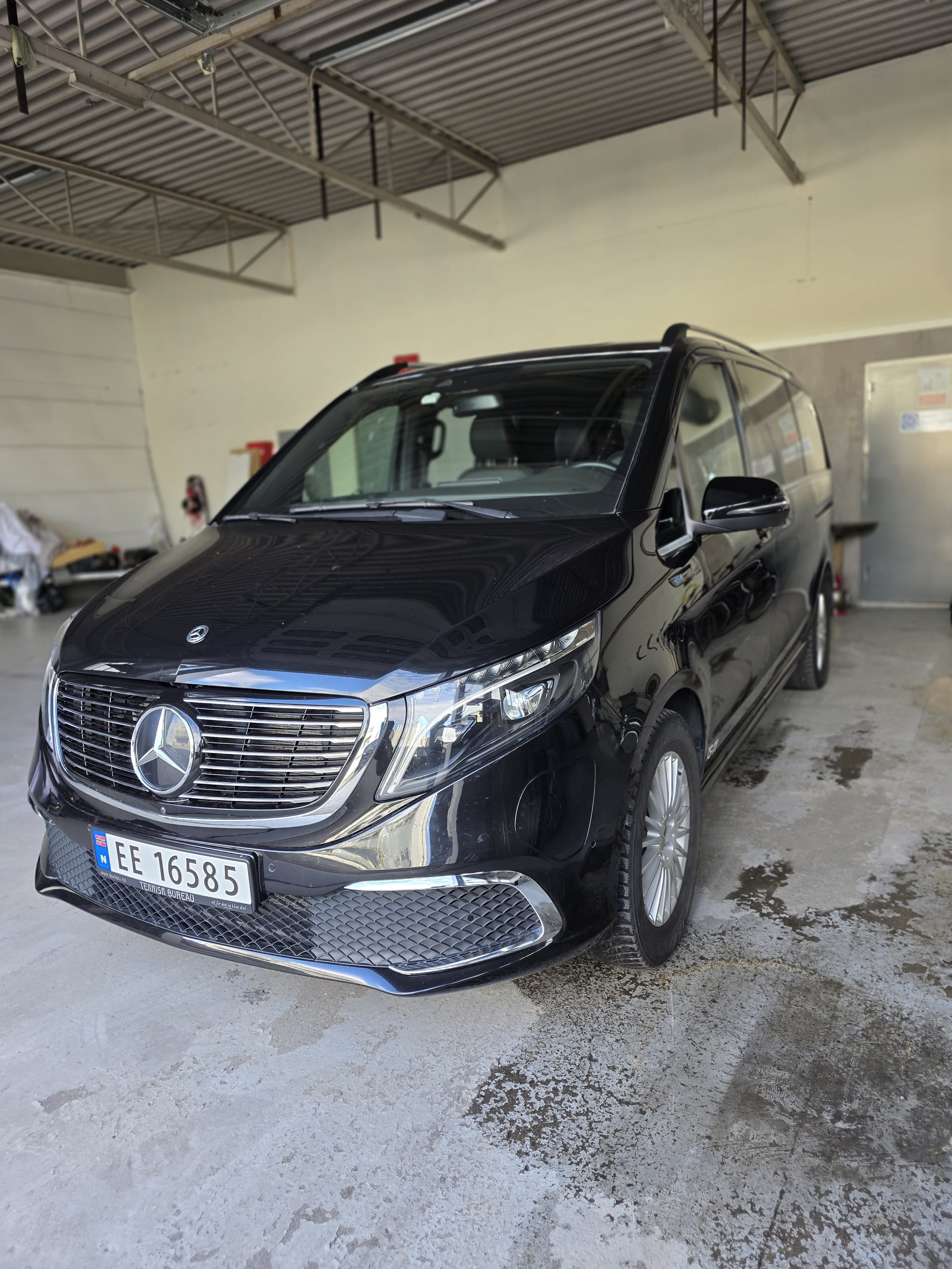 Mercedes-Benz EQV, 2022, Électrique, automatique, 7 places