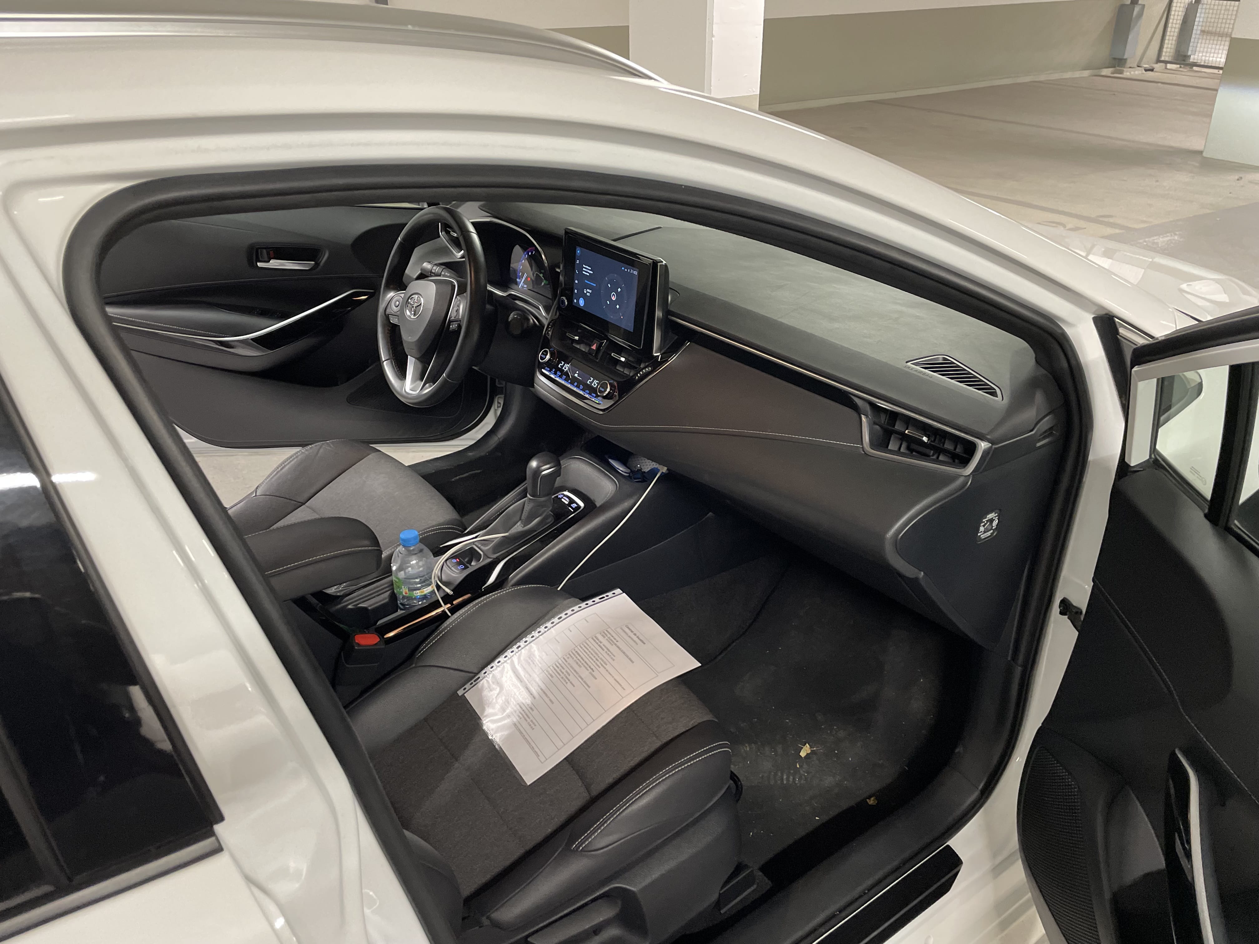 Toyota Corolla Break Hybride avec GPS