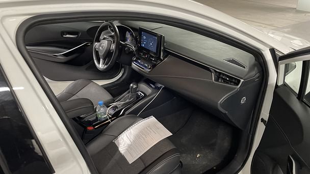 Toyota Corolla Break Hybride avec GPS