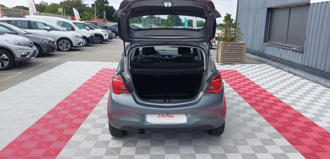 Opel Corsa avec Régulateur de vitesse