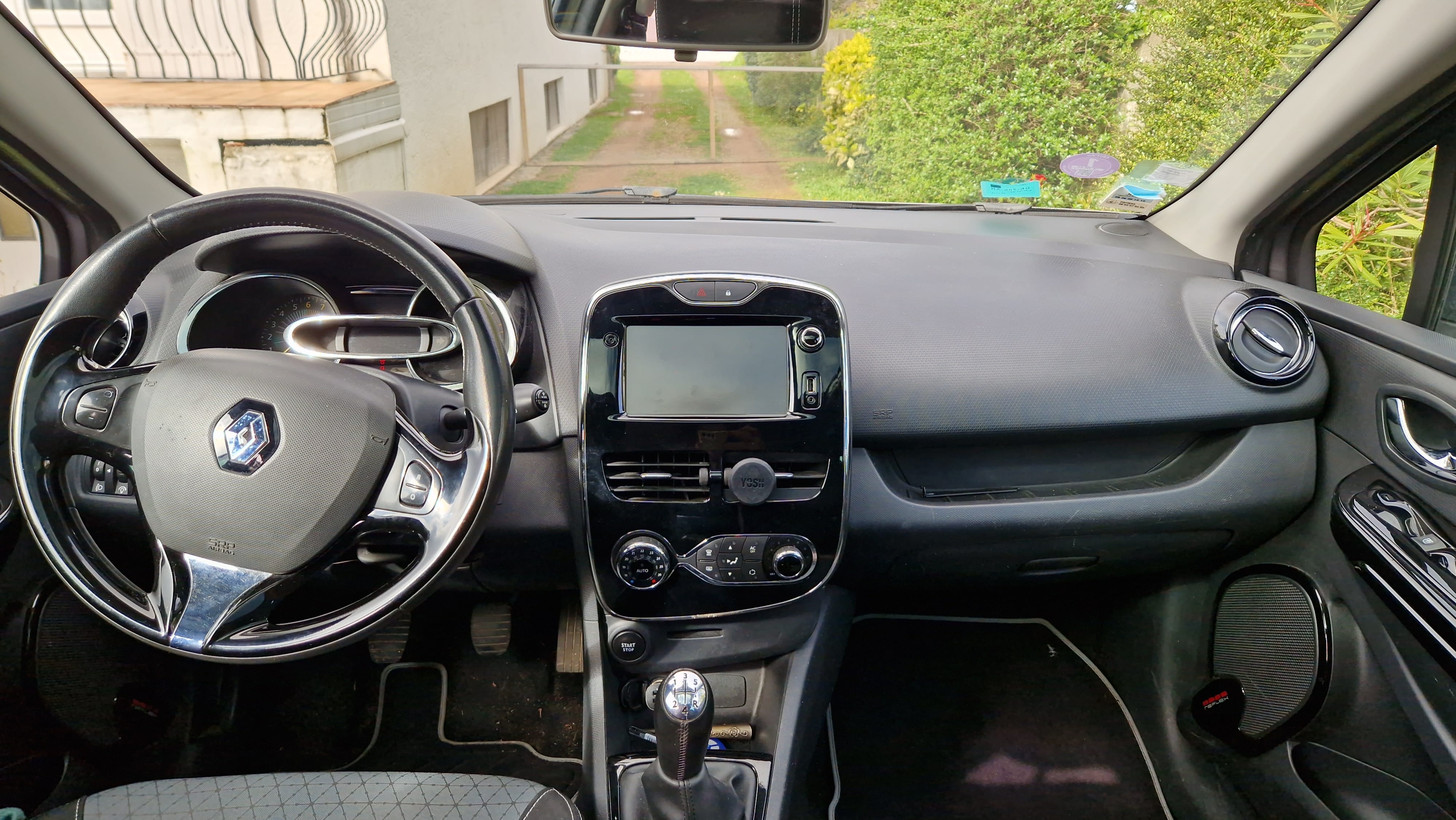 Renault Clio Estate mit Bluetooth-Audio