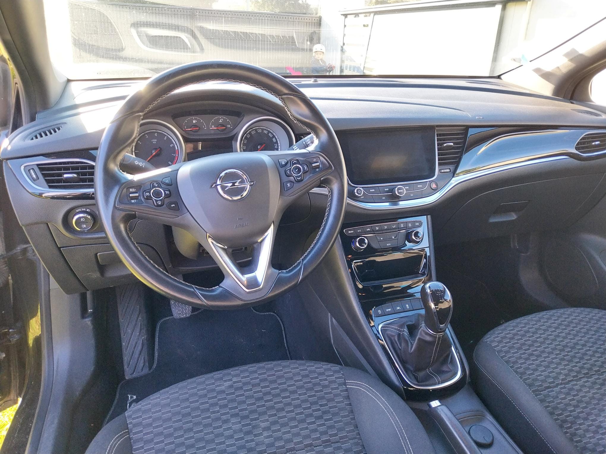 Opel Astra avec GPS