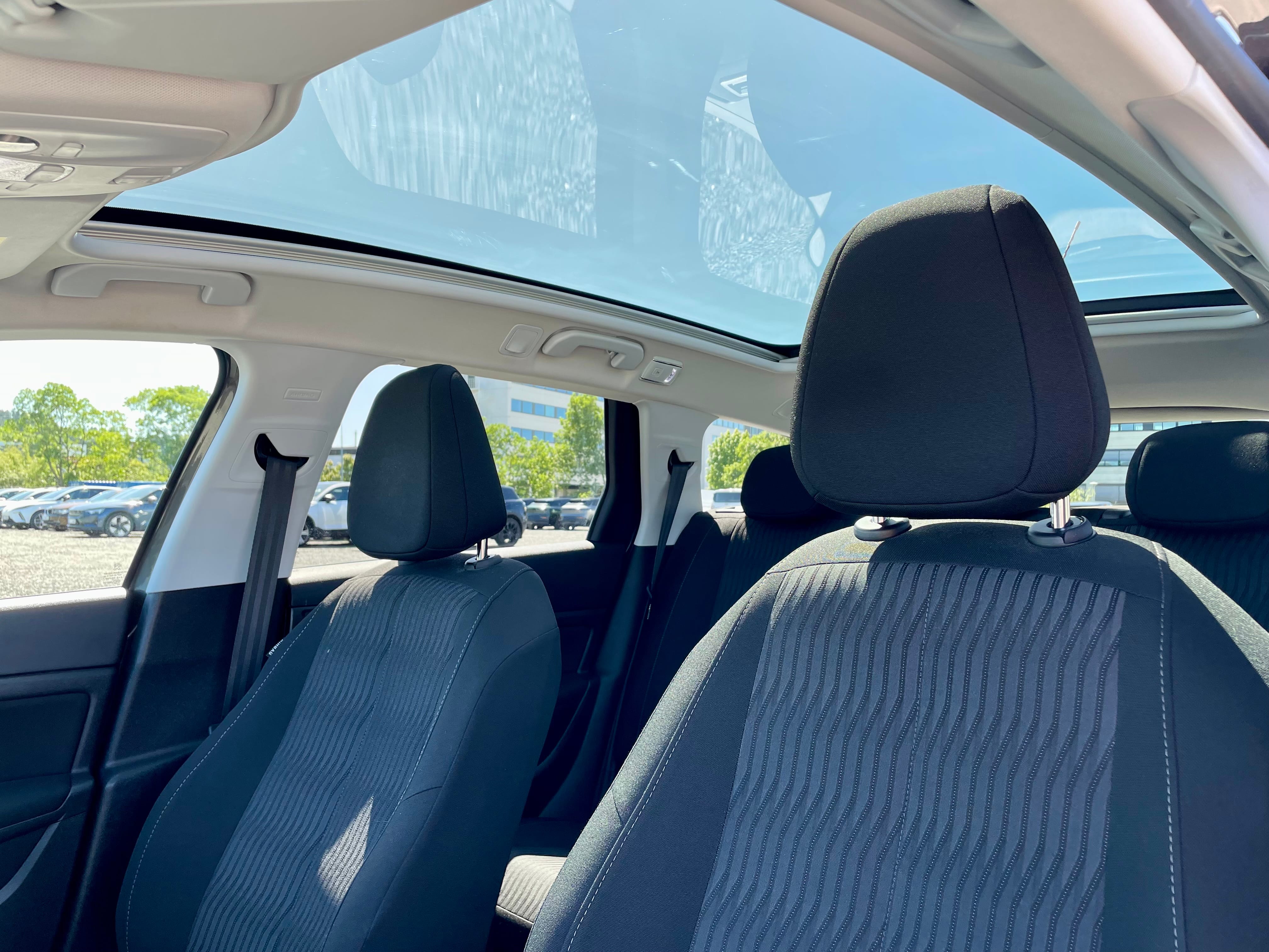 Peugeot 308 med Bilradio