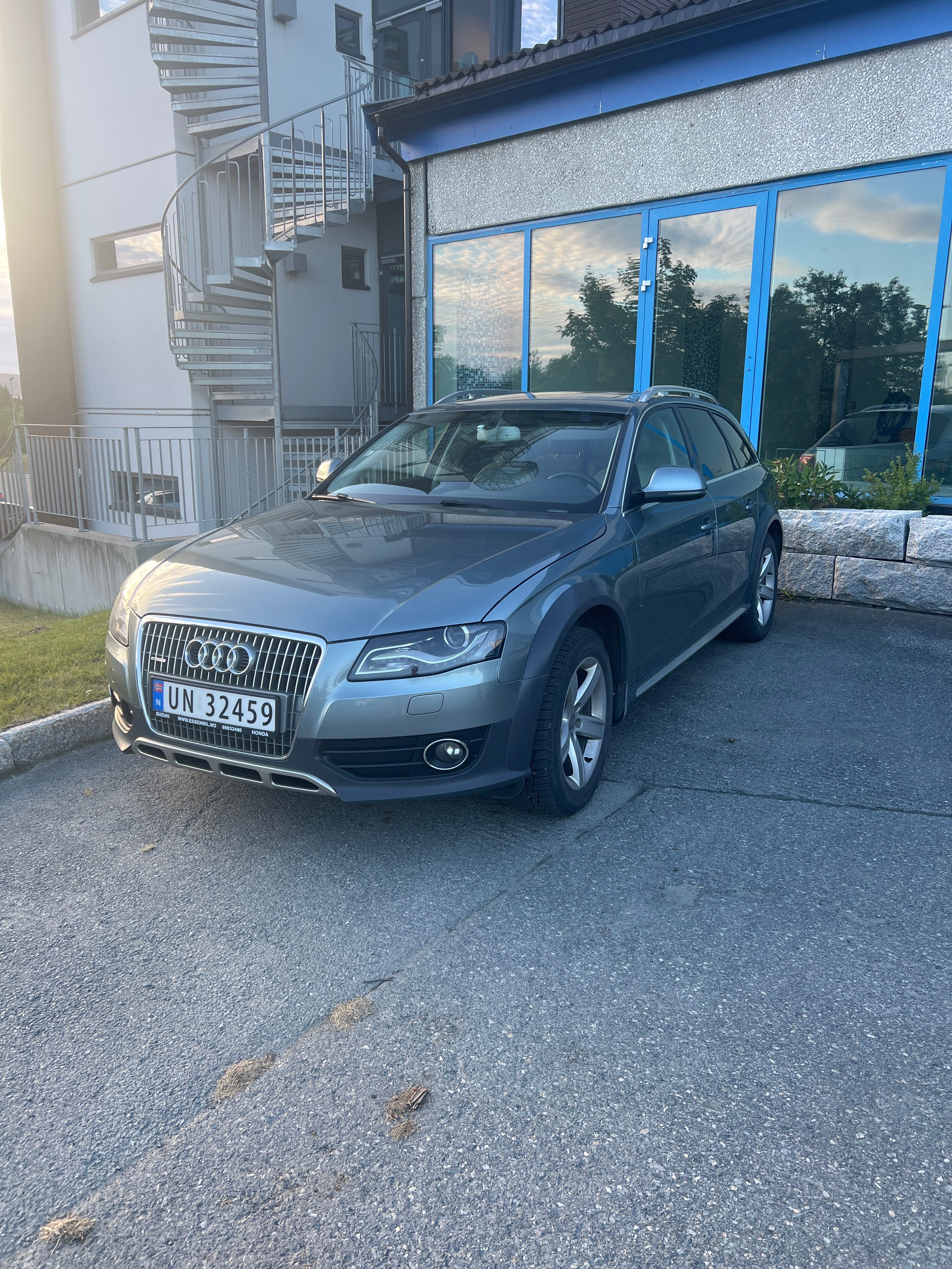 Audi A4 2.0T Quattro, 2011, Blyfri 95, automatisk