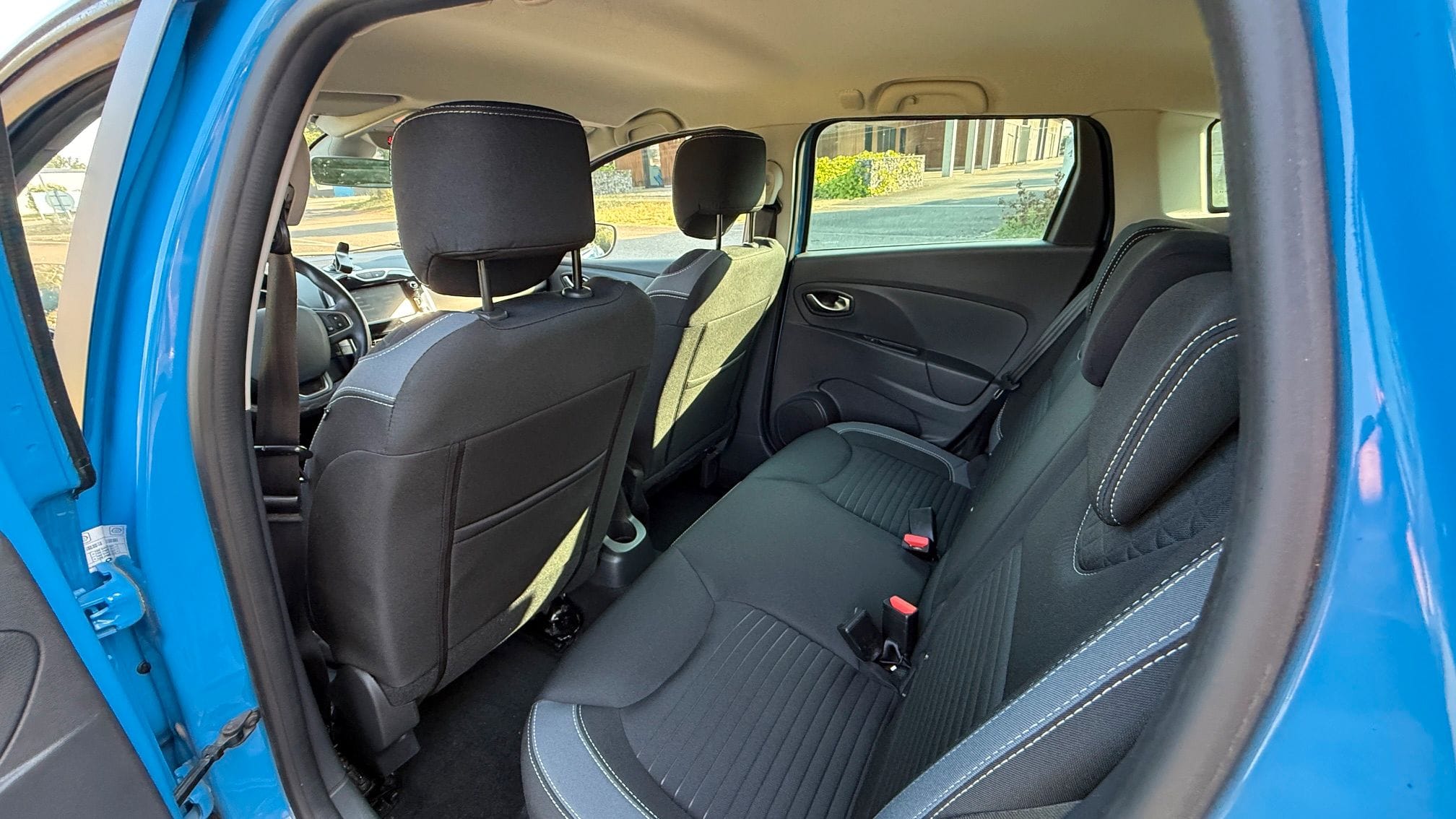 Renault Clio Estate avec Autoradio