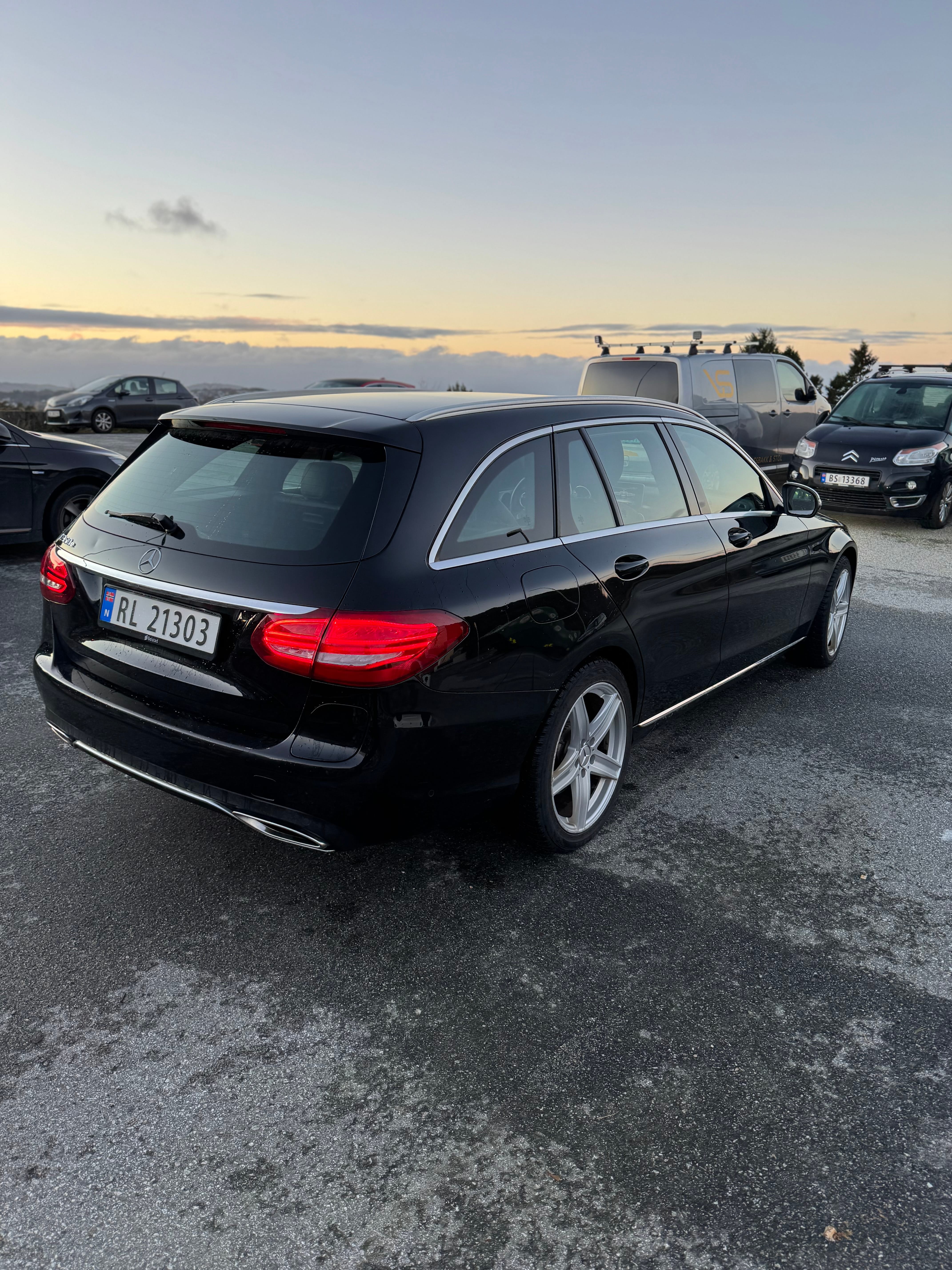 Mercedes-Benz C350e med Aircondition