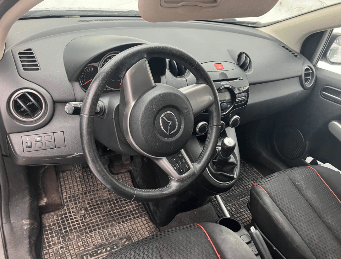Mazda 2 med Tilhengerfeste