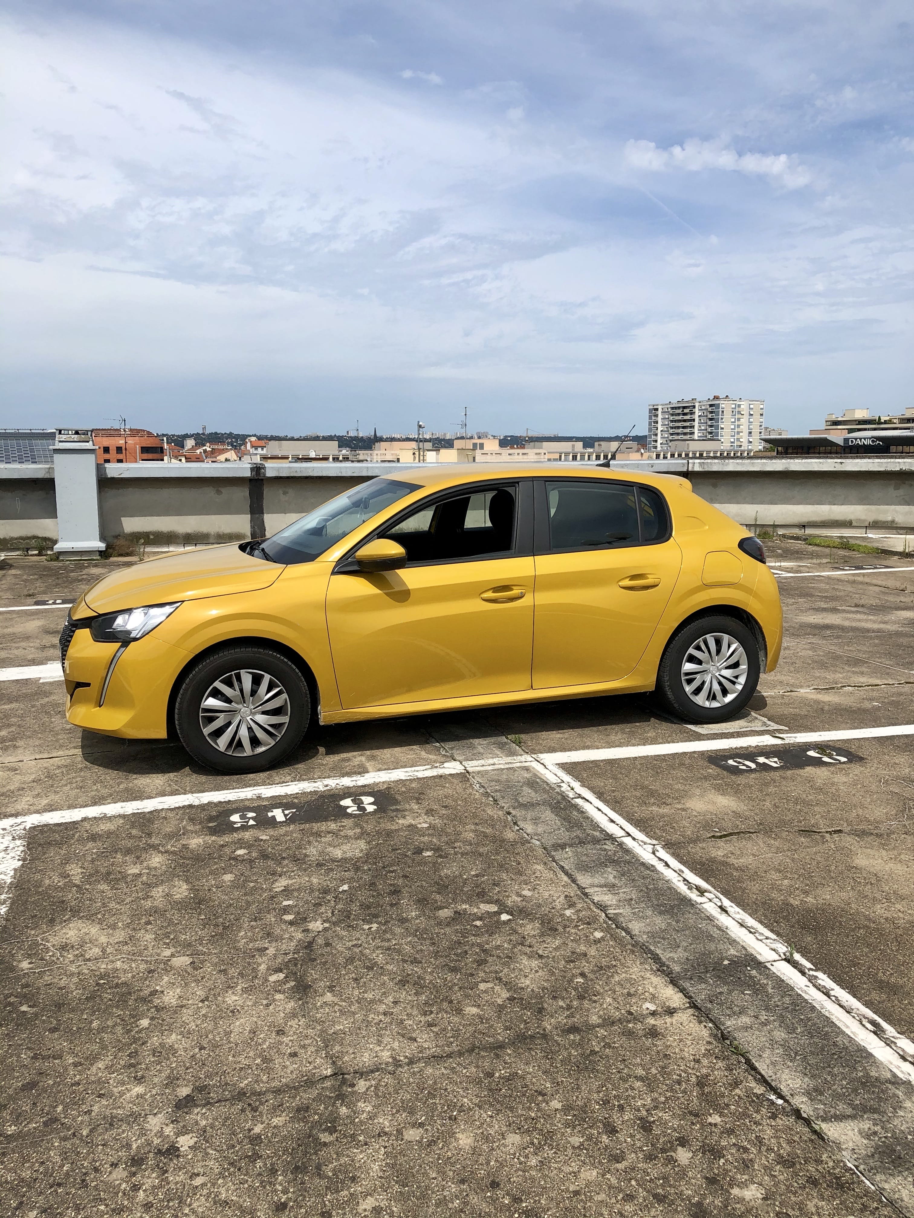 Peugeot 208 avec Climatisation