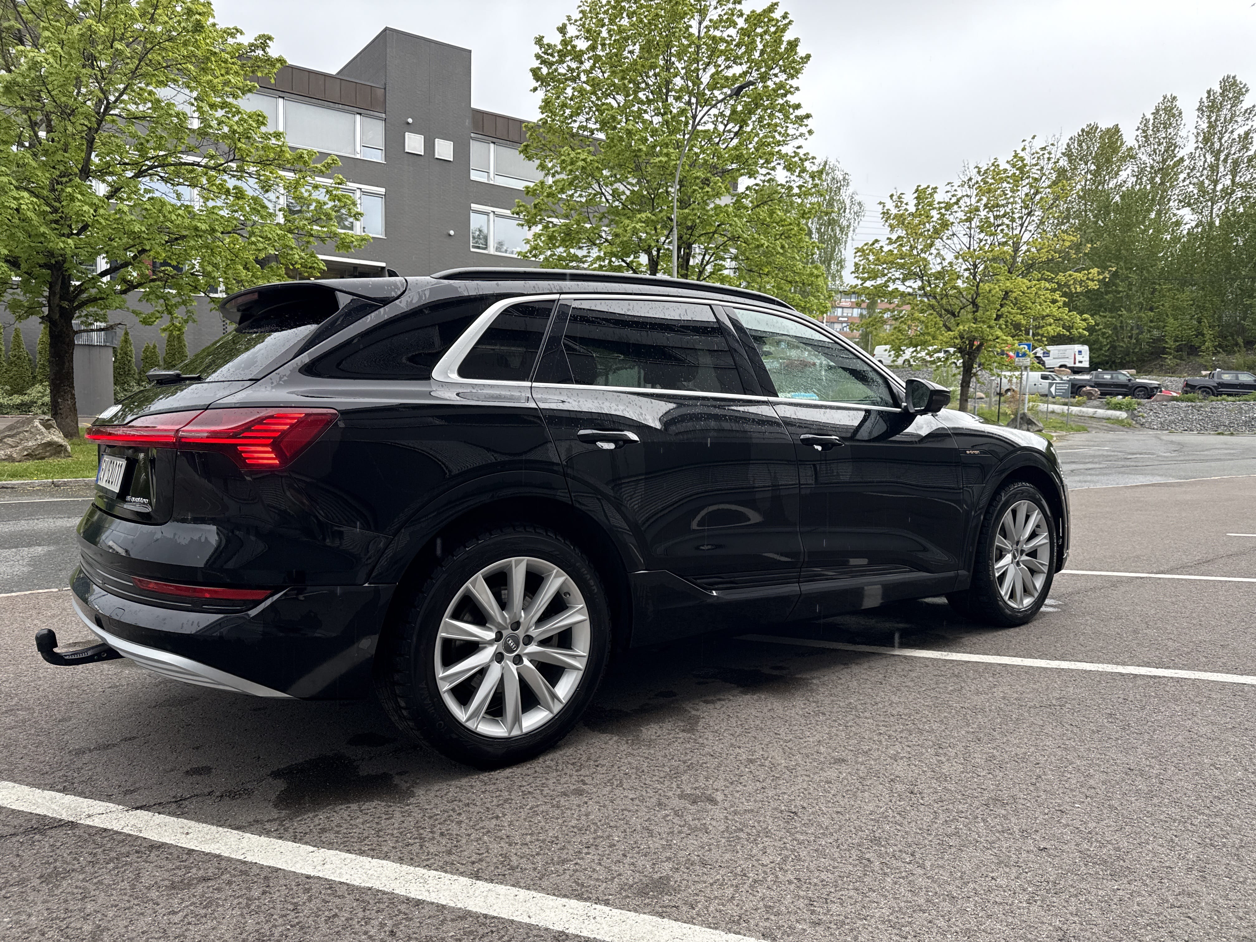 Audi e-tron med Firehjulstrekk