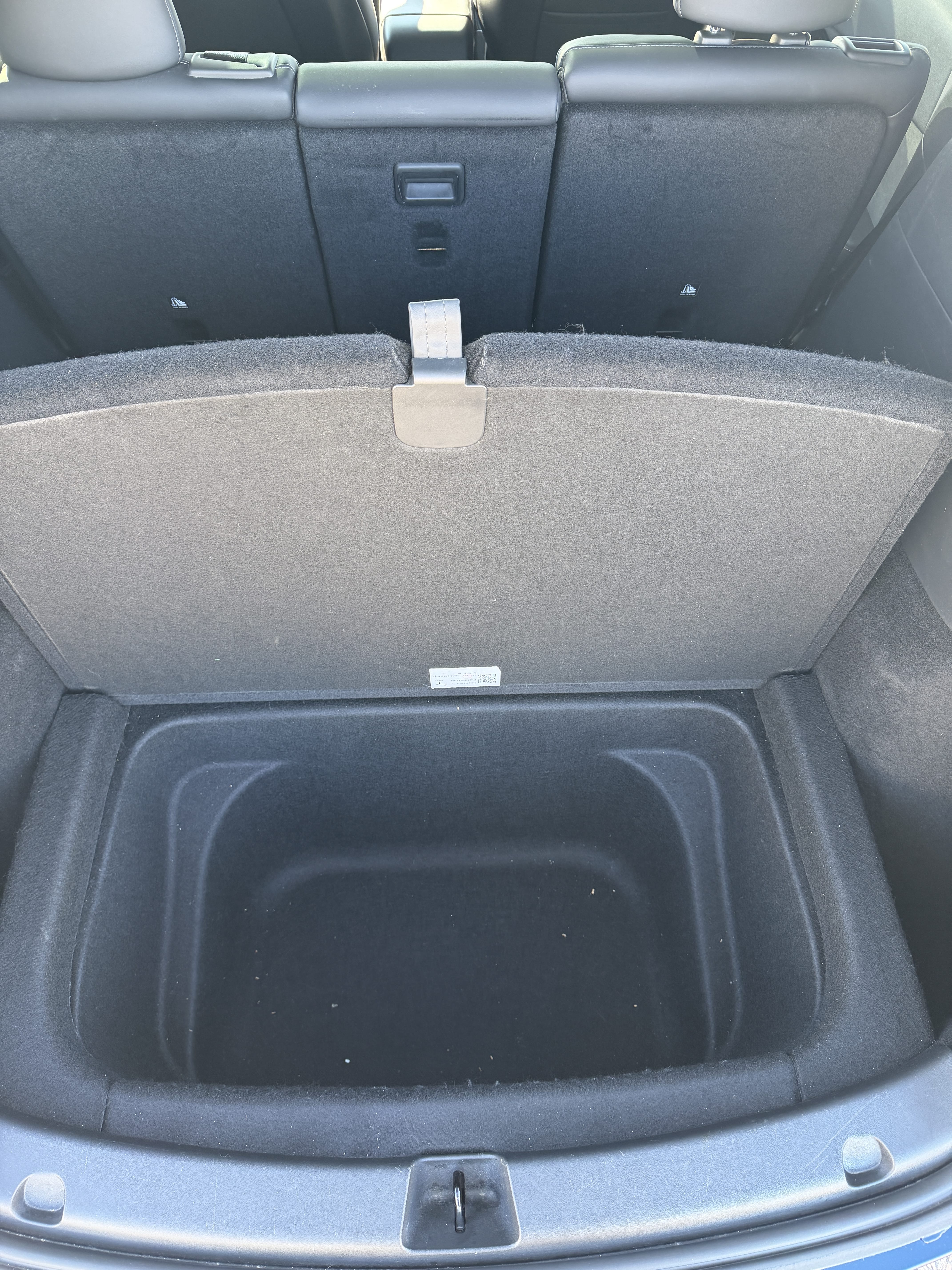 Tesla Model Y Long Range con Tracción cuatro ruedas