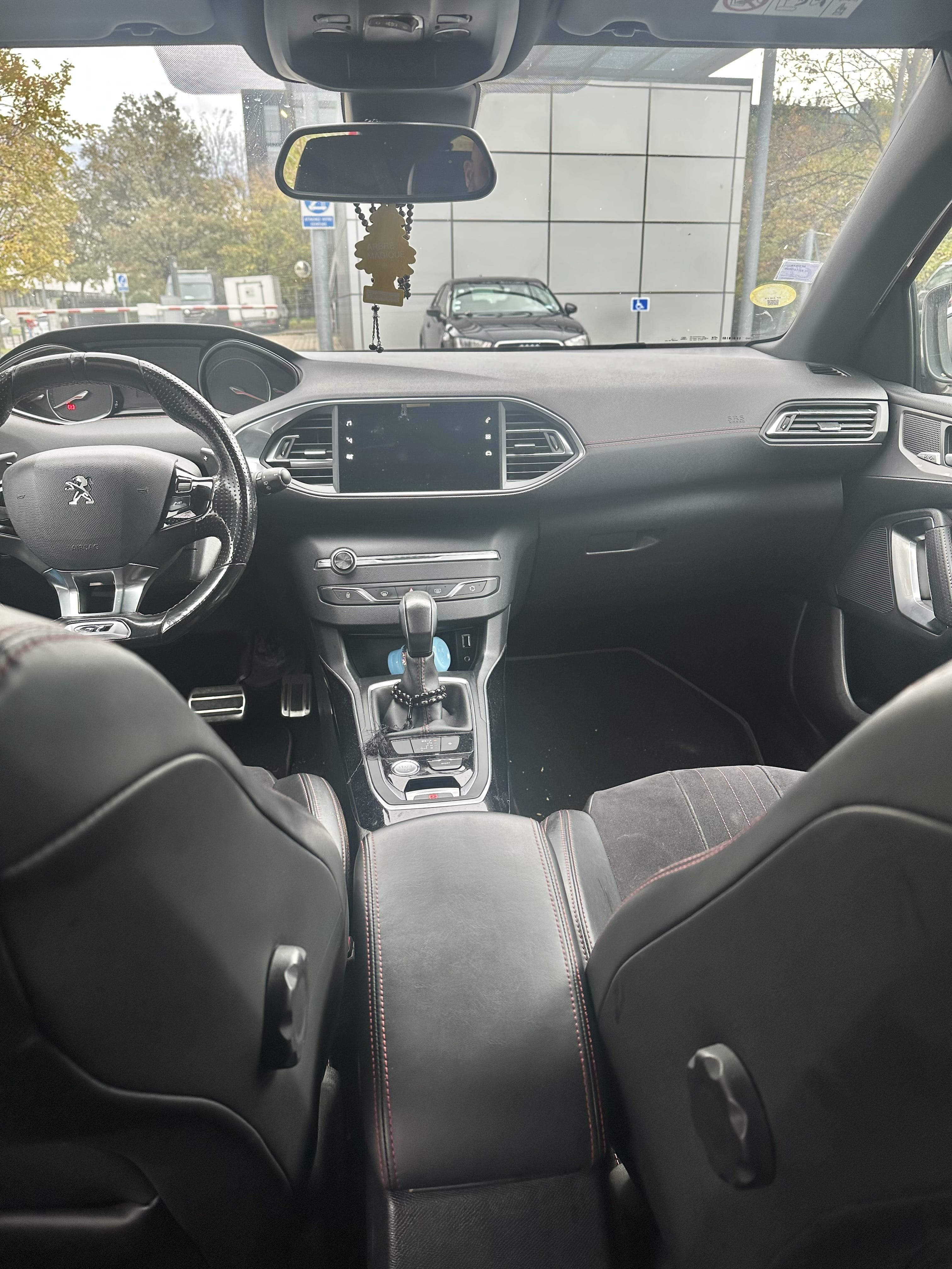 Peugeot 308 GT avec Climatisation